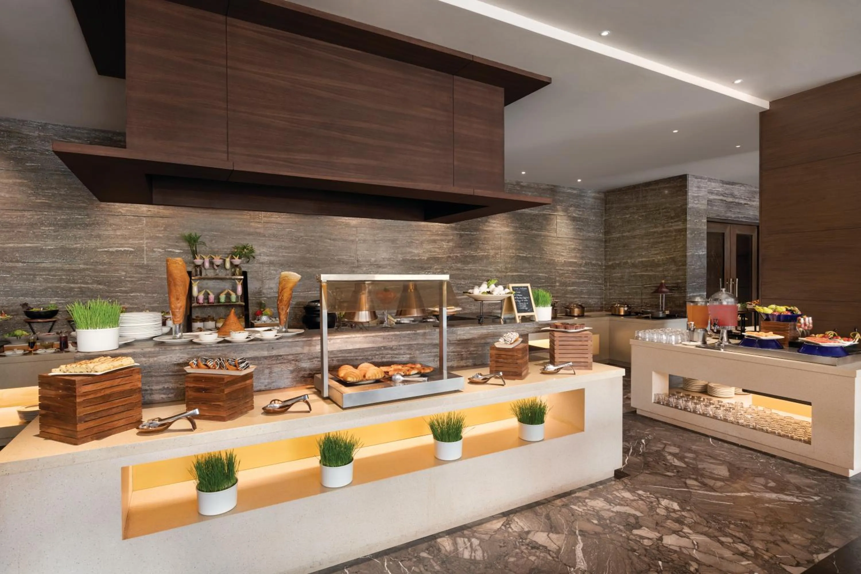 Buffet breakfast in Wyndham Chandigarh Mohali