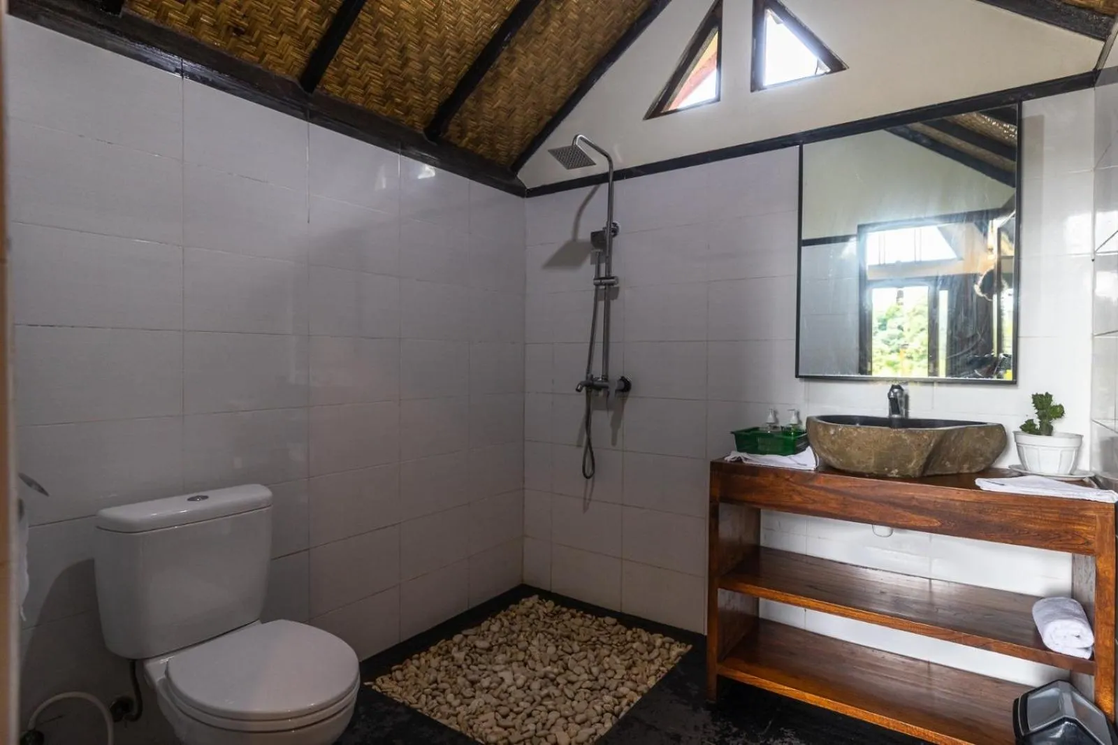 Bathroom in Oemah Batur