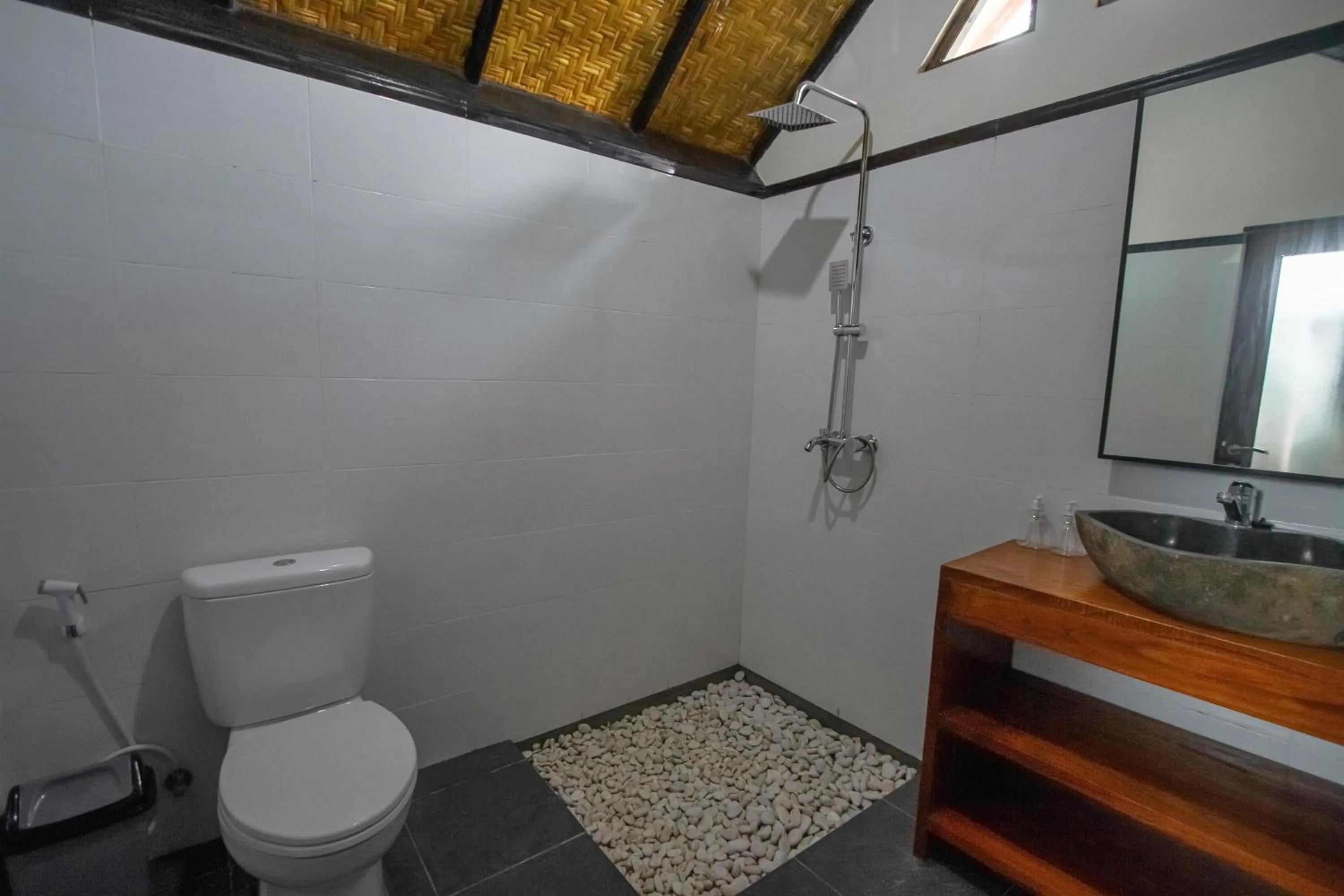 Toilet in Oemah Batur