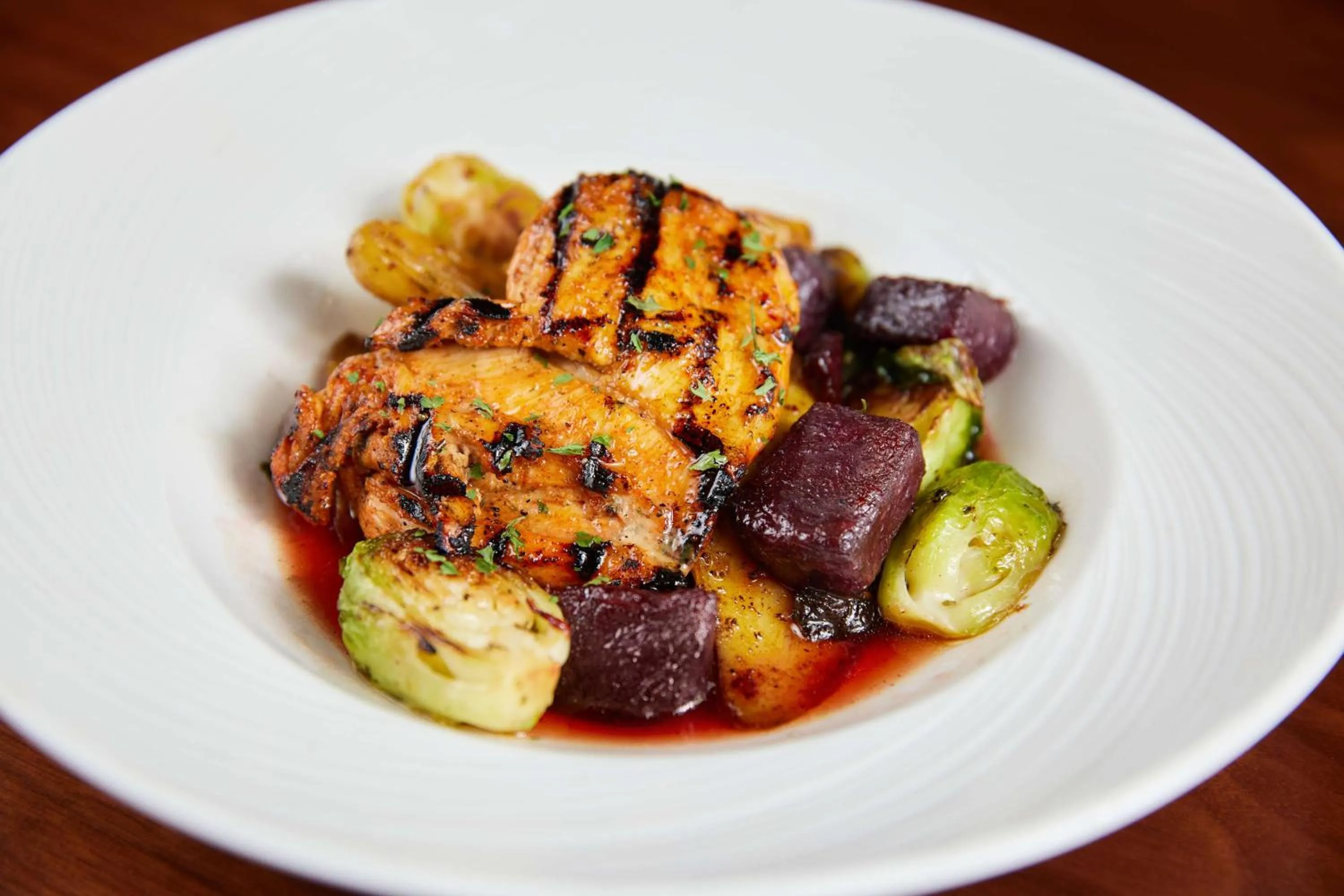 Restaurant/places to eat in Embassy Suites By Hilton Atlanta Airport North