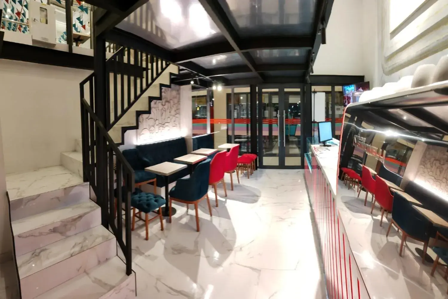 Restaurant/places to eat in MORITZ INN BSD TANGERANG Restaurant/places to eat in MORITZ INN BSD TANGERANG