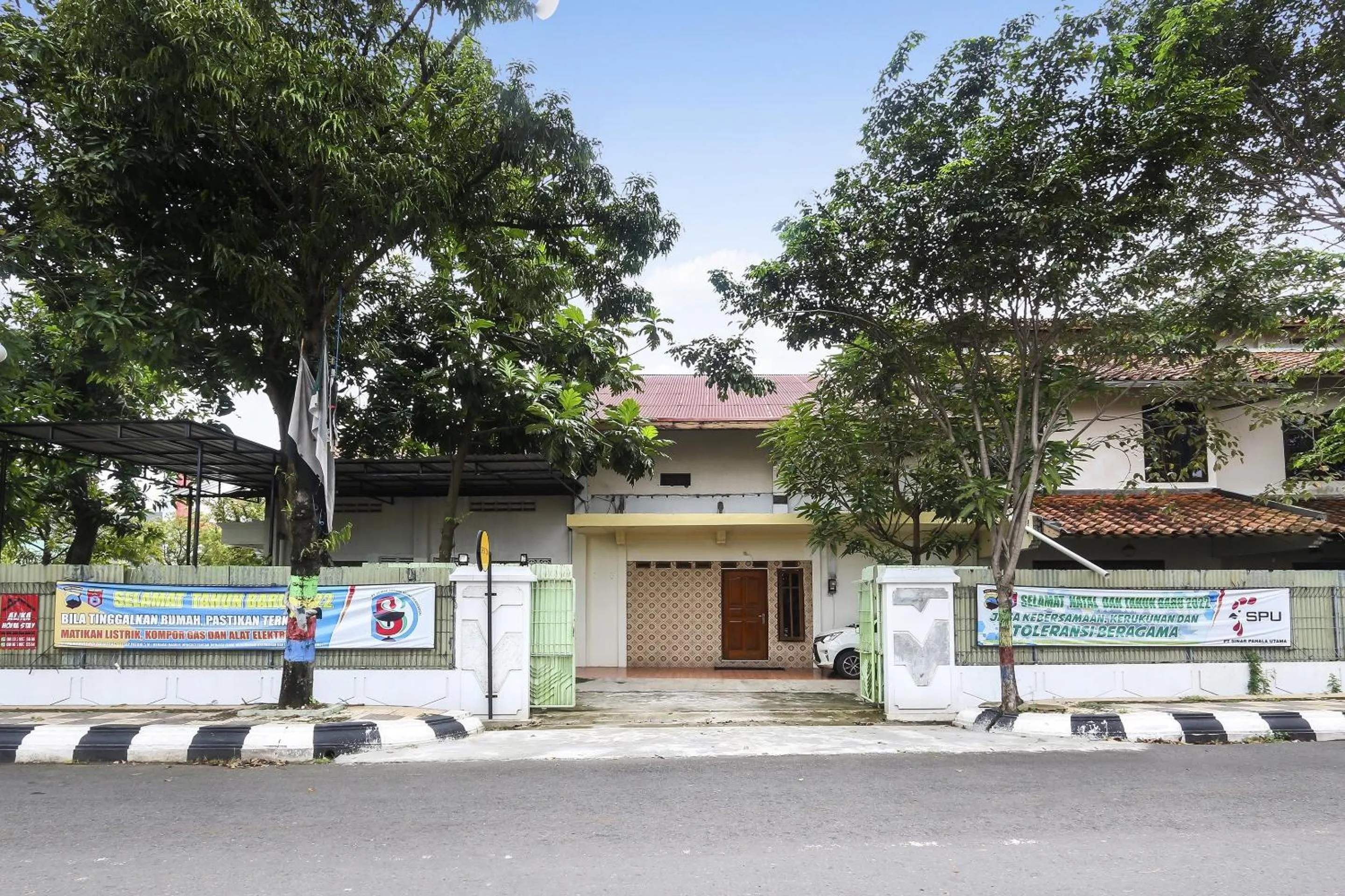 Facade/entrance in Hotel O Alika Homestay