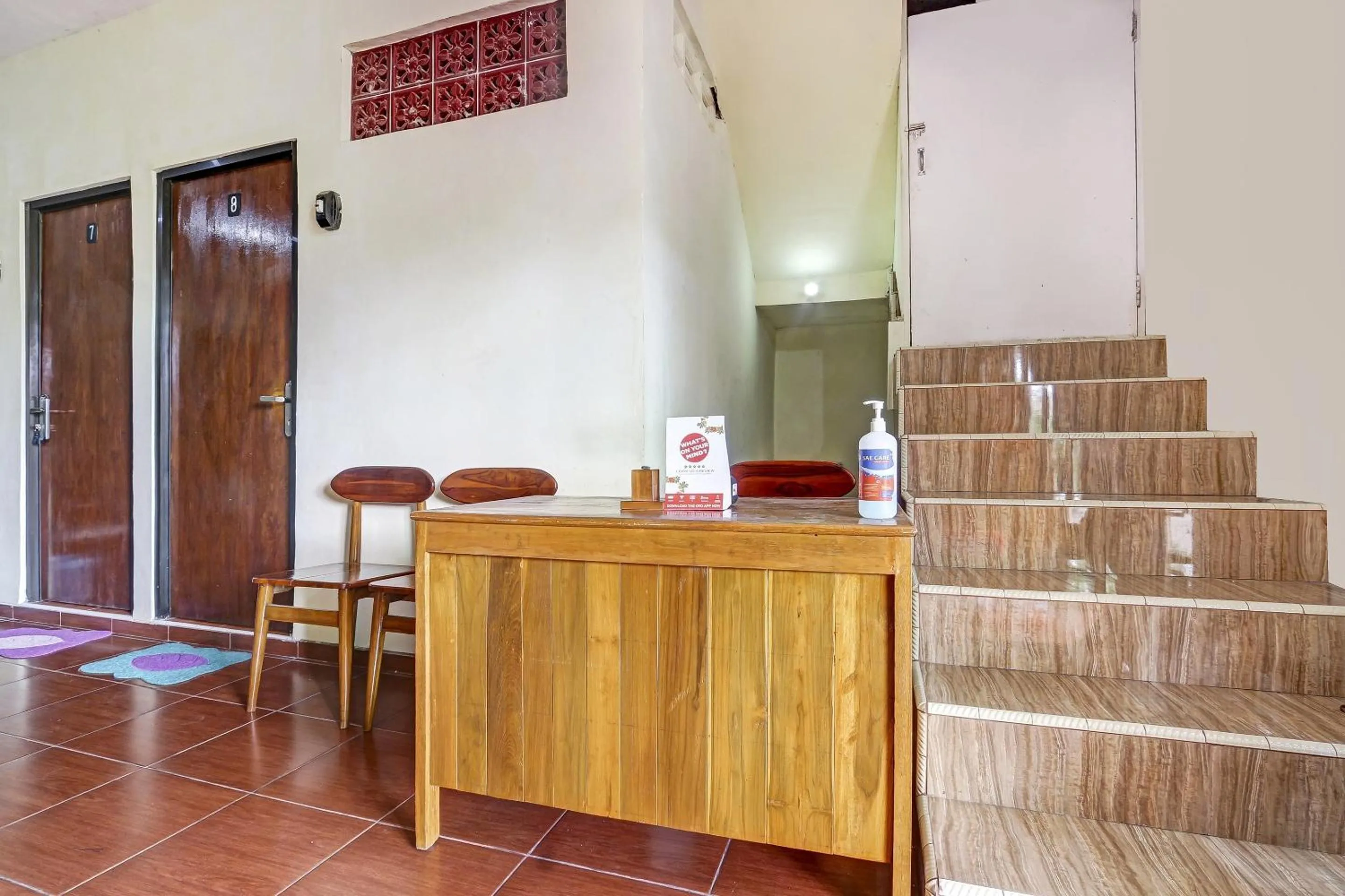 Lobby or reception in Hotel O Alika Homestay