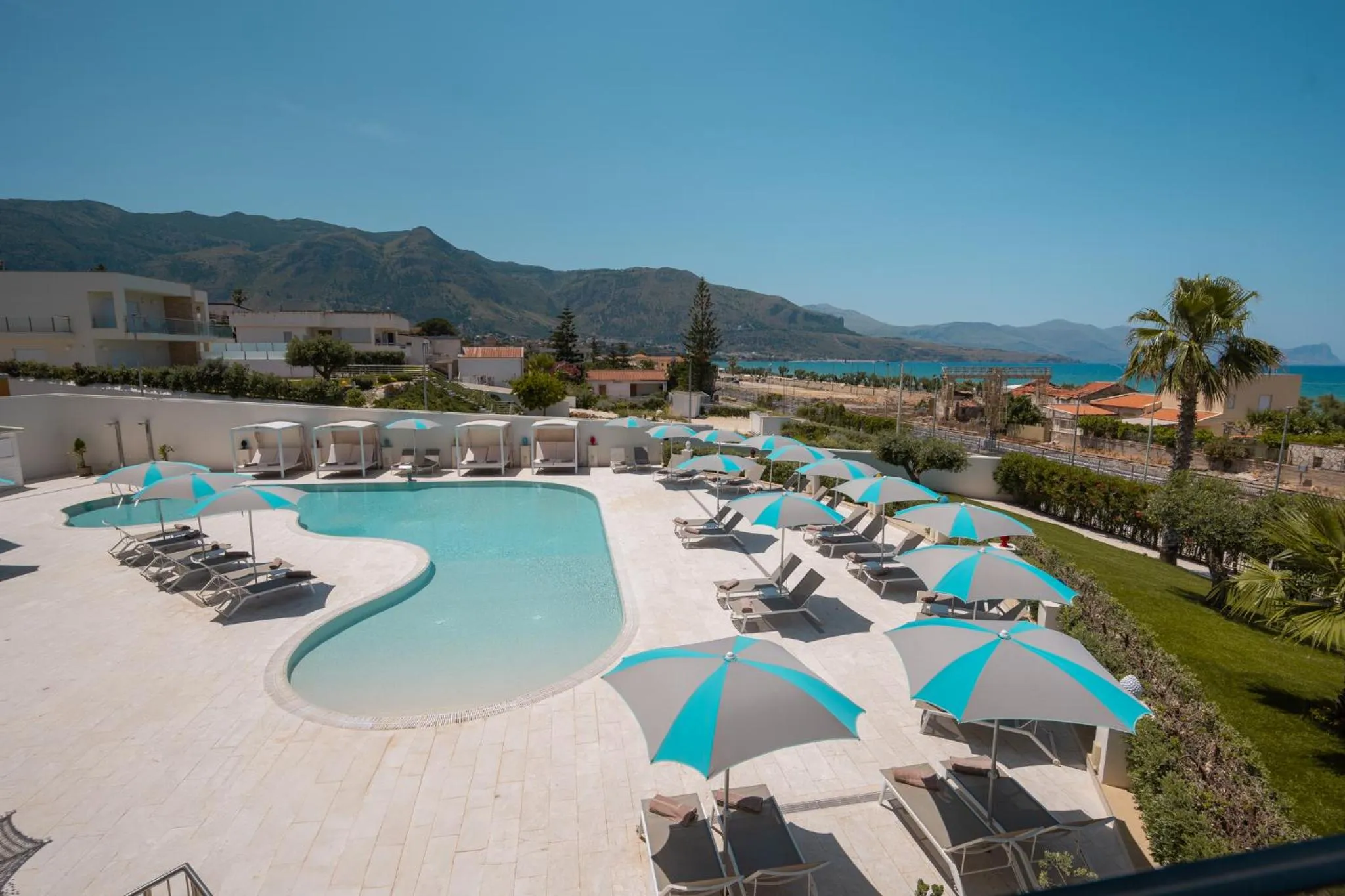 Resort La Battigia Beach & Spa