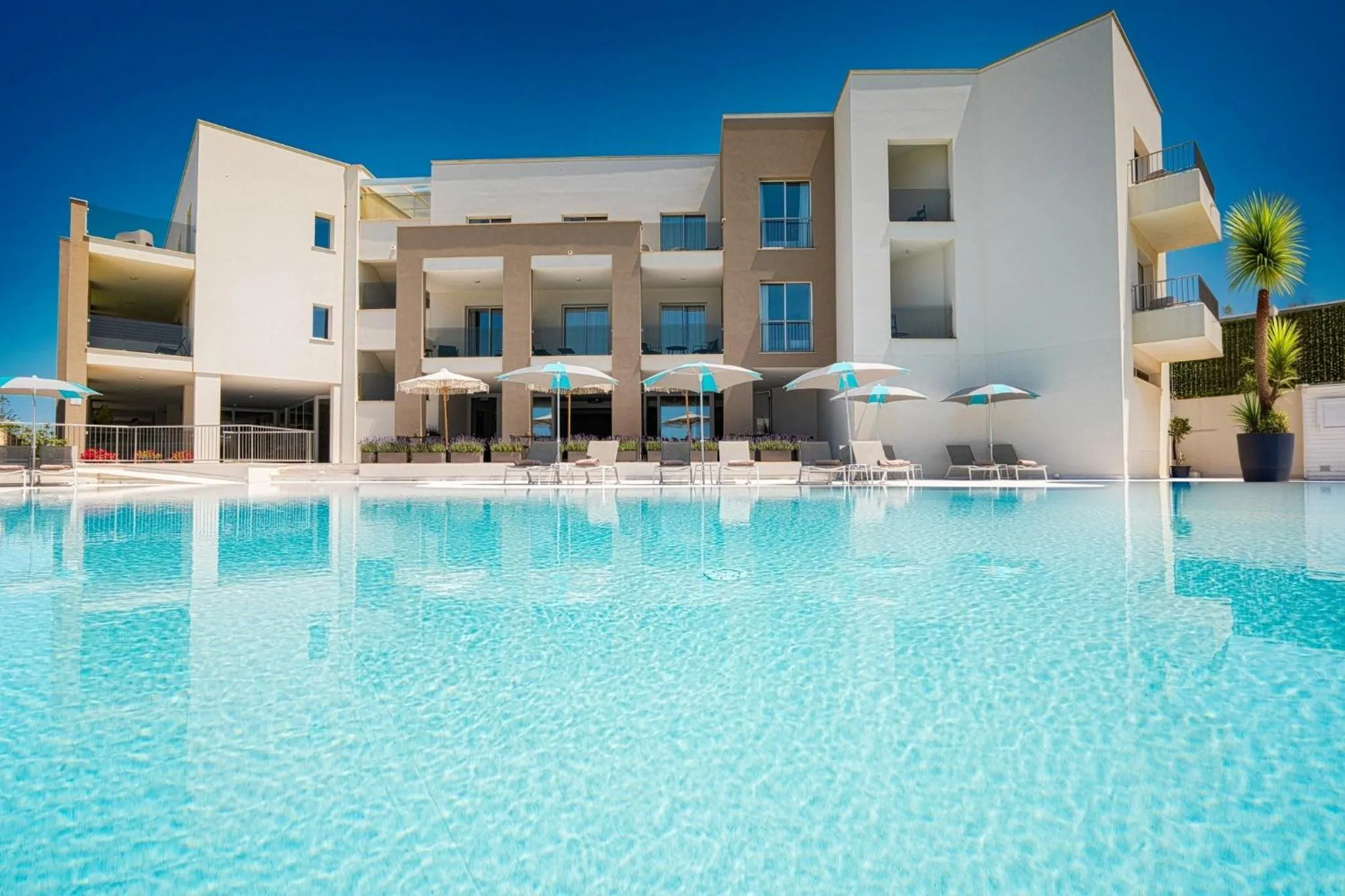 Resort La Battigia Beach & Spa