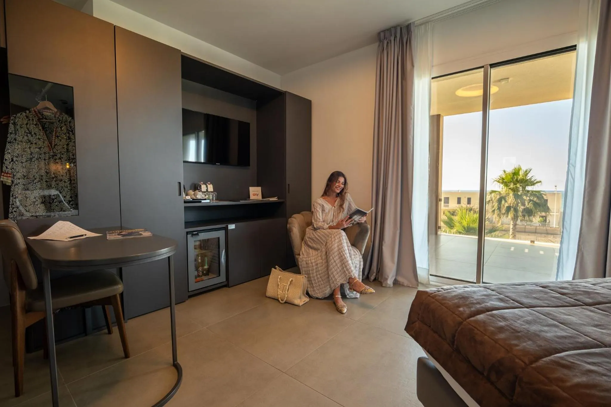 Bed in Resort La Battigia Beach & Spa