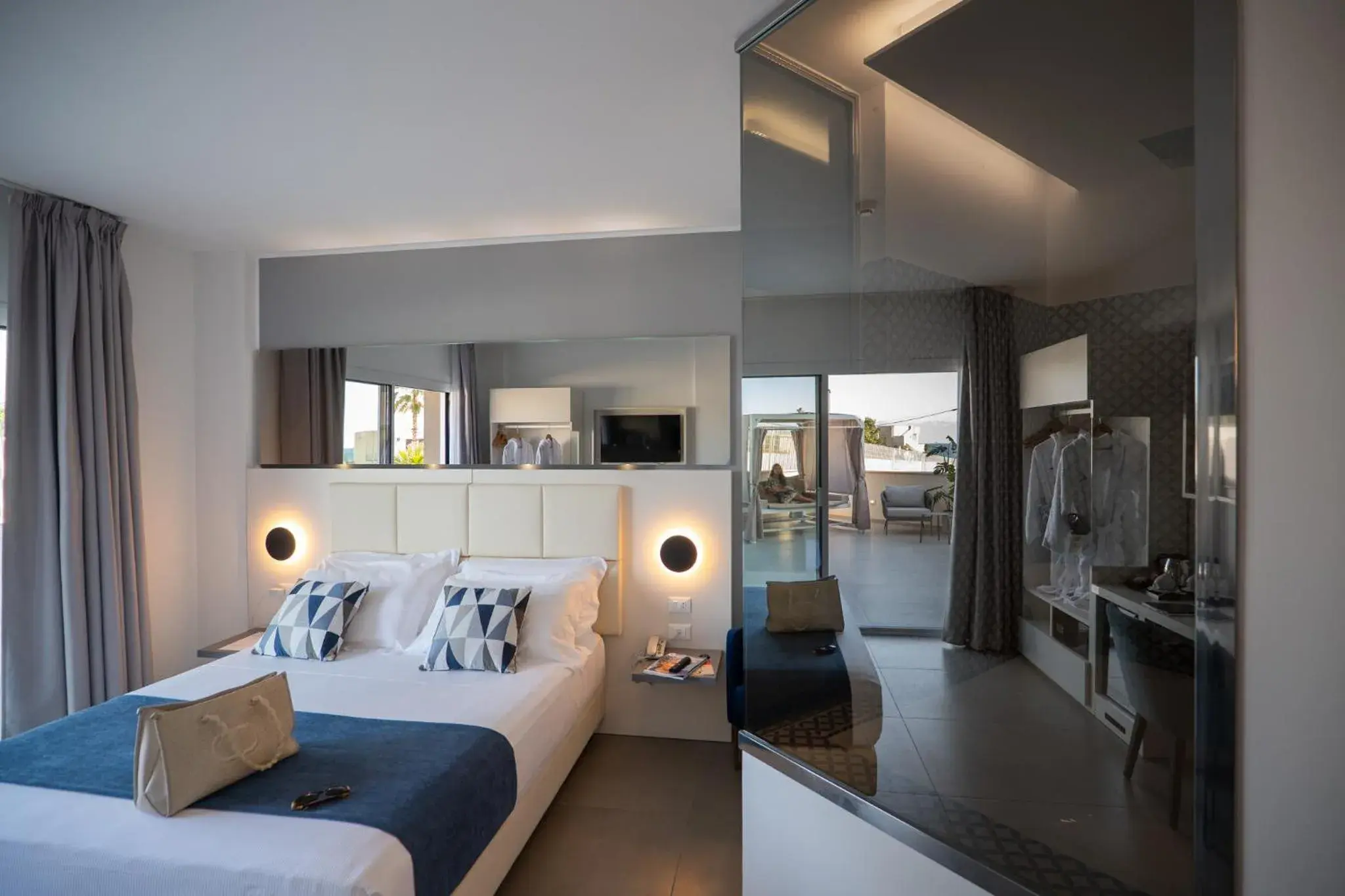 Bed in Resort La Battigia Beach & Spa Bed in Resort La Battigia Beach & Spa