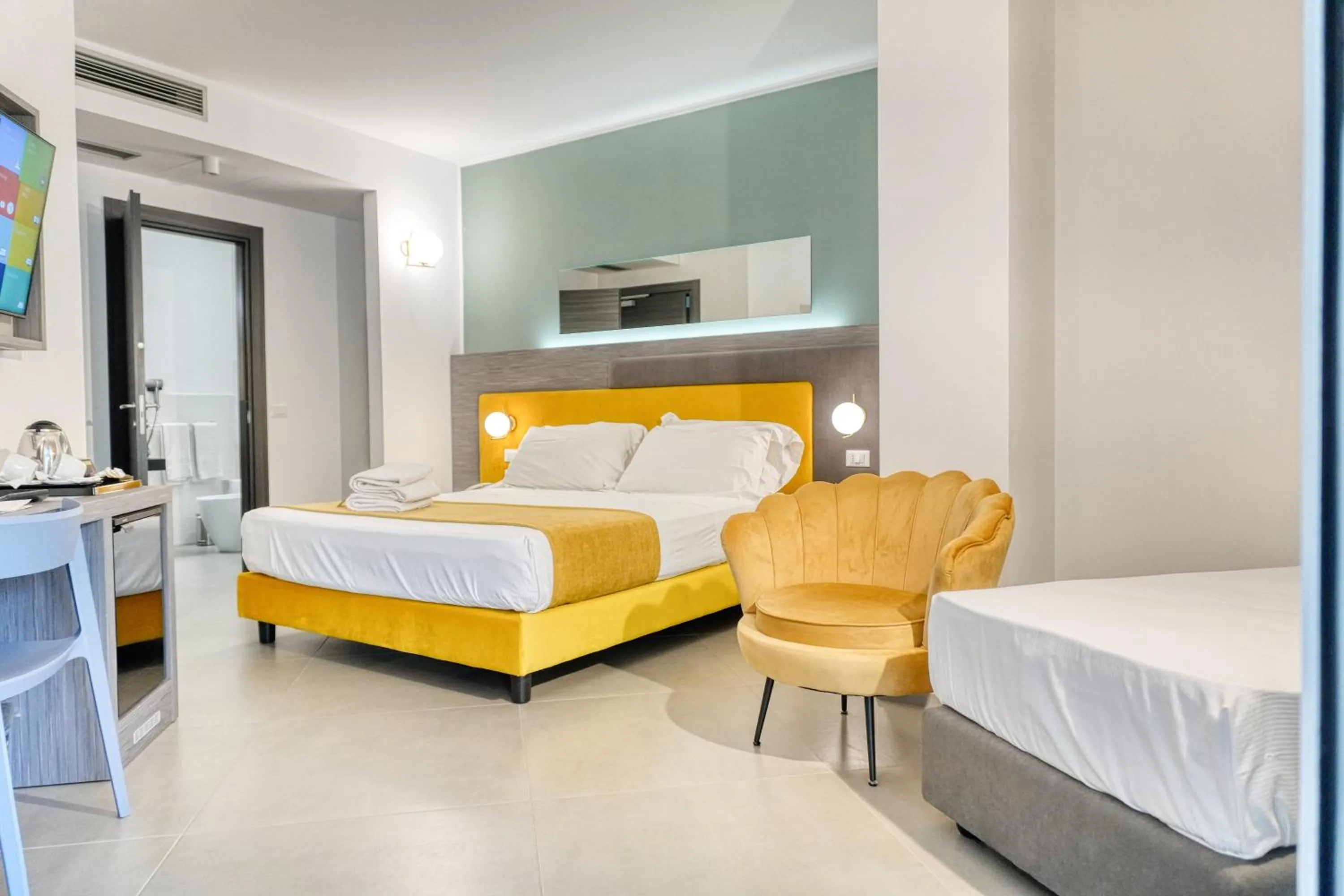 Bed in Resort La Battigia Beach & Spa