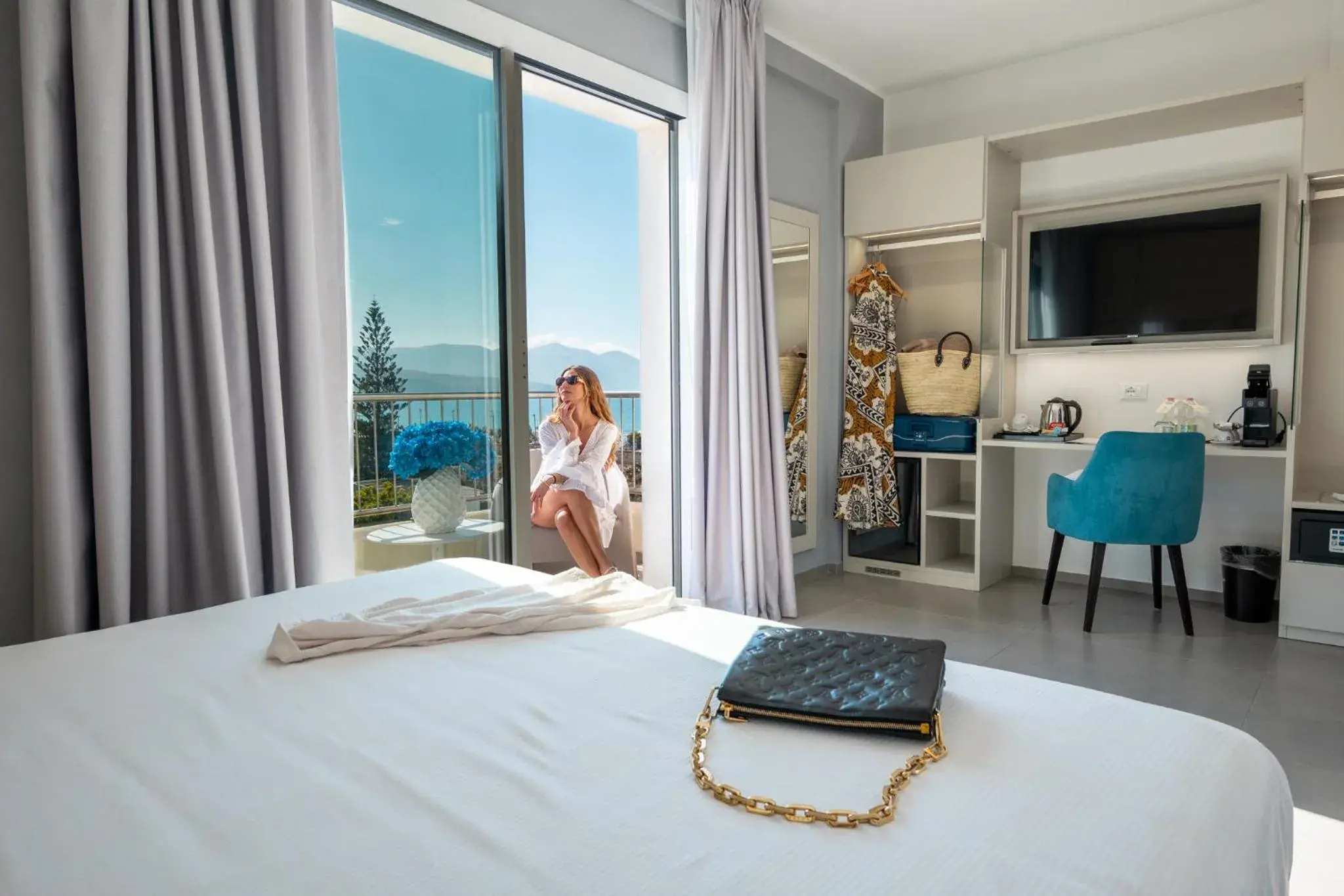 Family Suite with Terrace and Sea View - single occupancy in Resort La Battigia Beach & Spa Family Suite with Terrace and Sea View - single occupancy in Resort La Battigia Beach & Spa