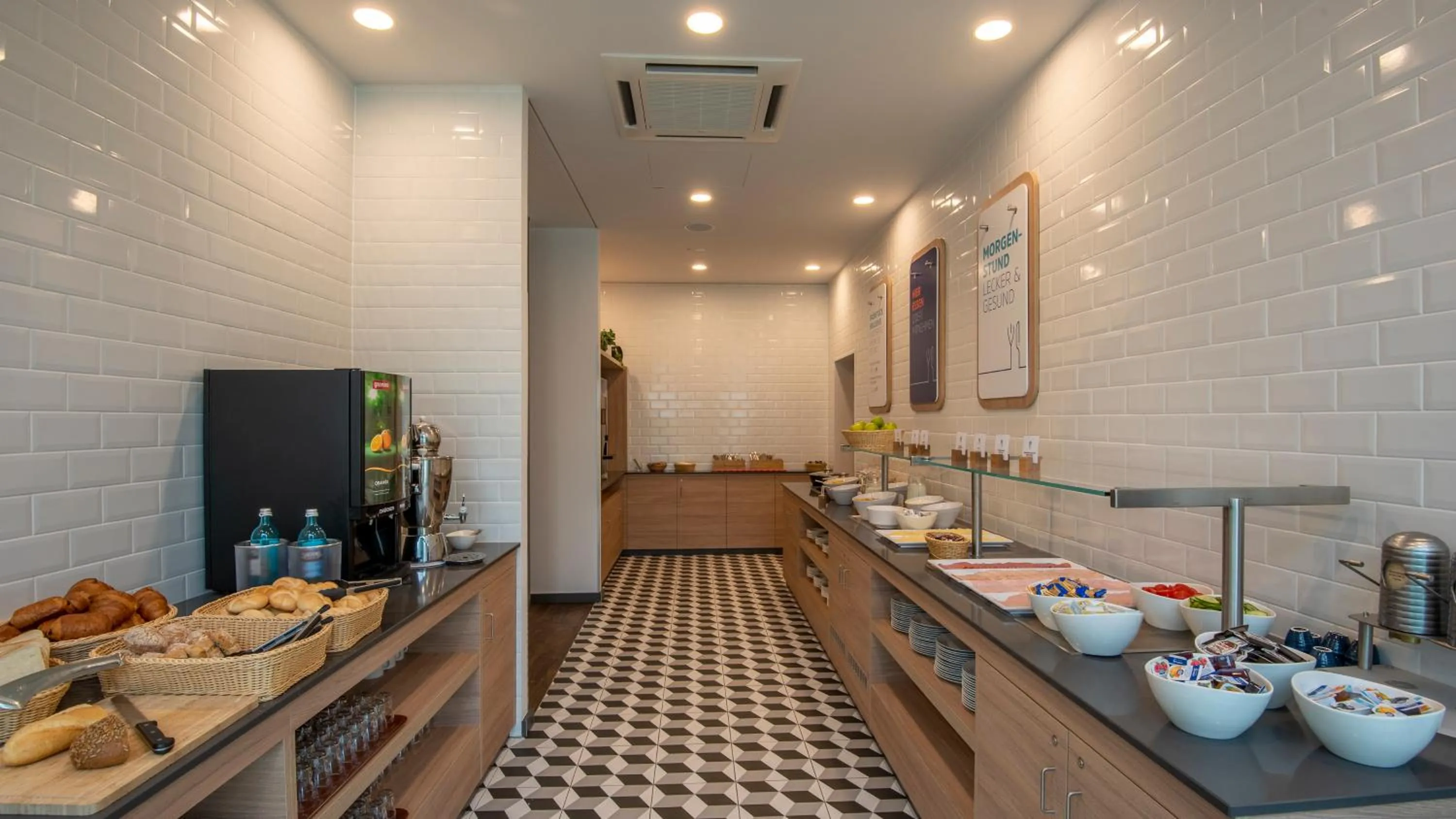 Breakfast in Holiday Inn Express - Krefeld - Dusseldorf by IHG