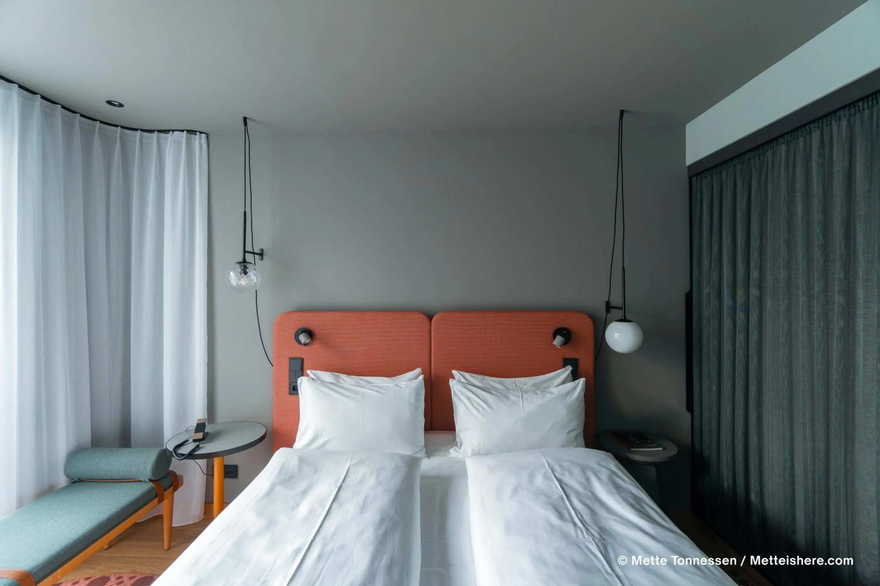 Photo of the whole room, Bed in Hotel Indigo Vienna - Naschmarkt by IHG