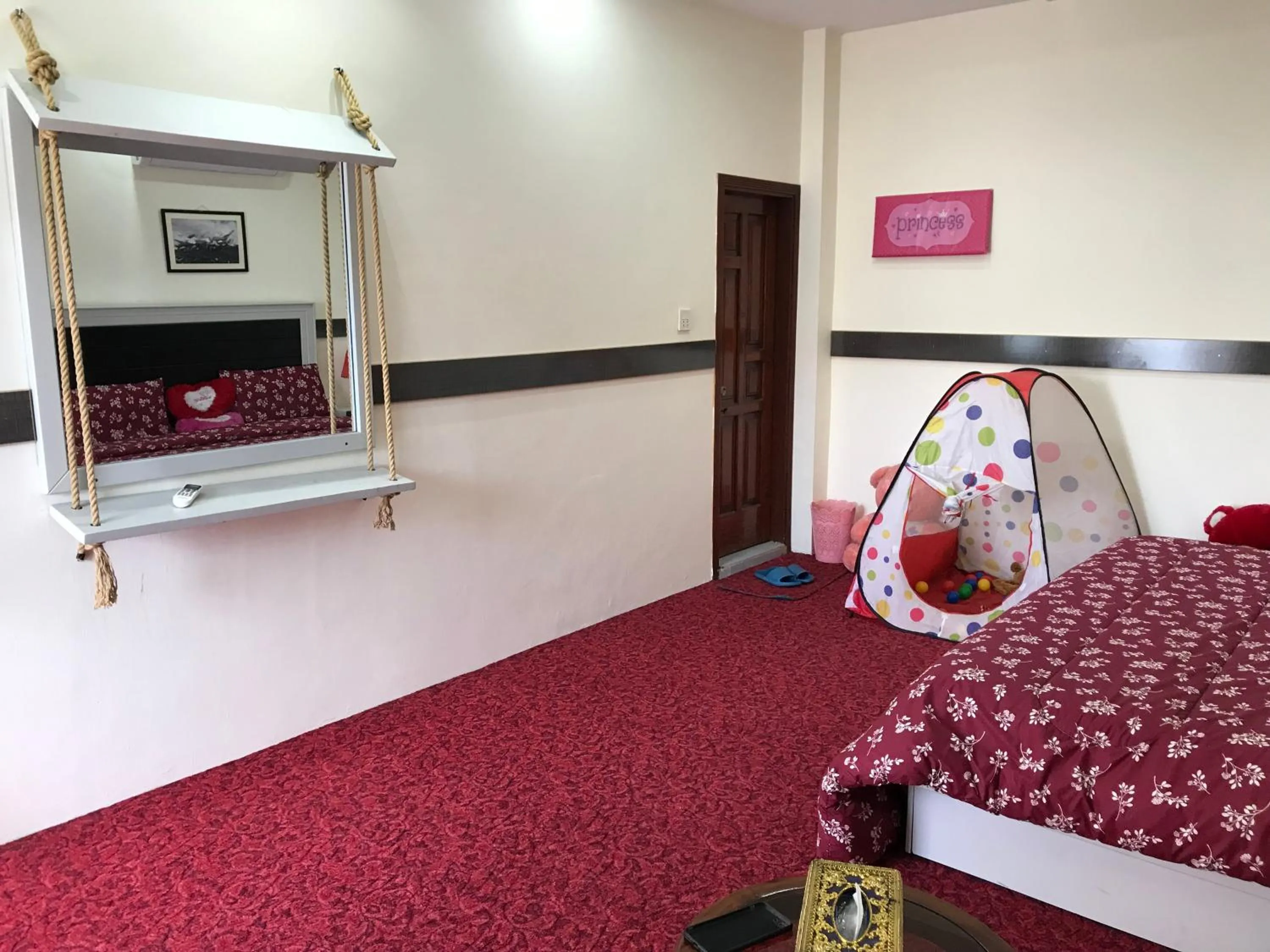 Bed in SWAT HiLL ViEW RESORT-only for families