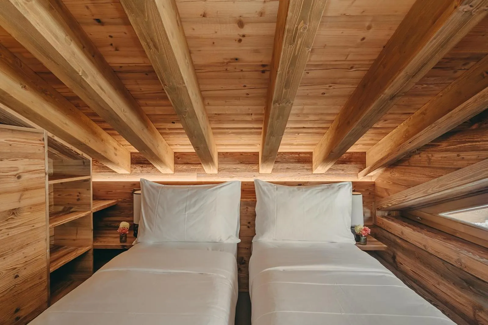 Bedroom, Bed in Eringer Hotel