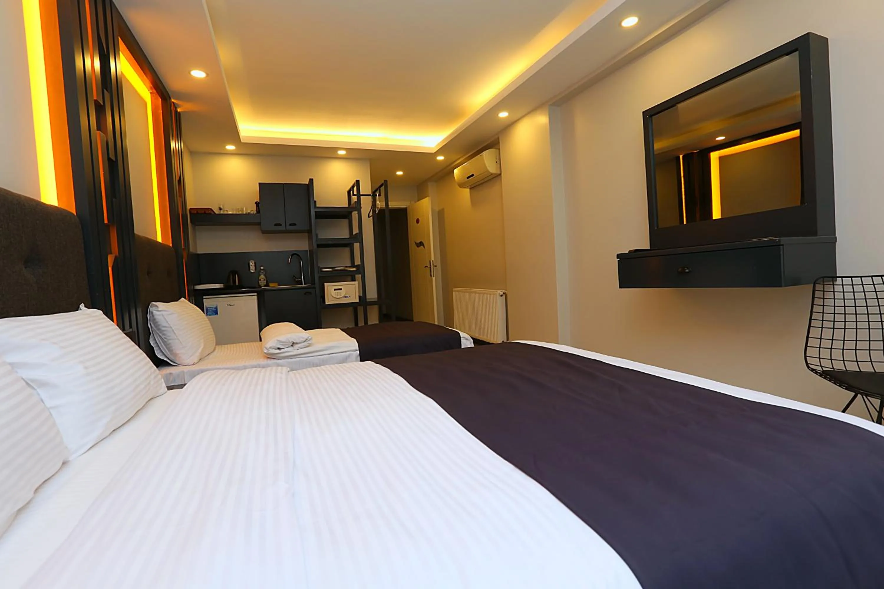 Bed in Galata King Suite Hotel