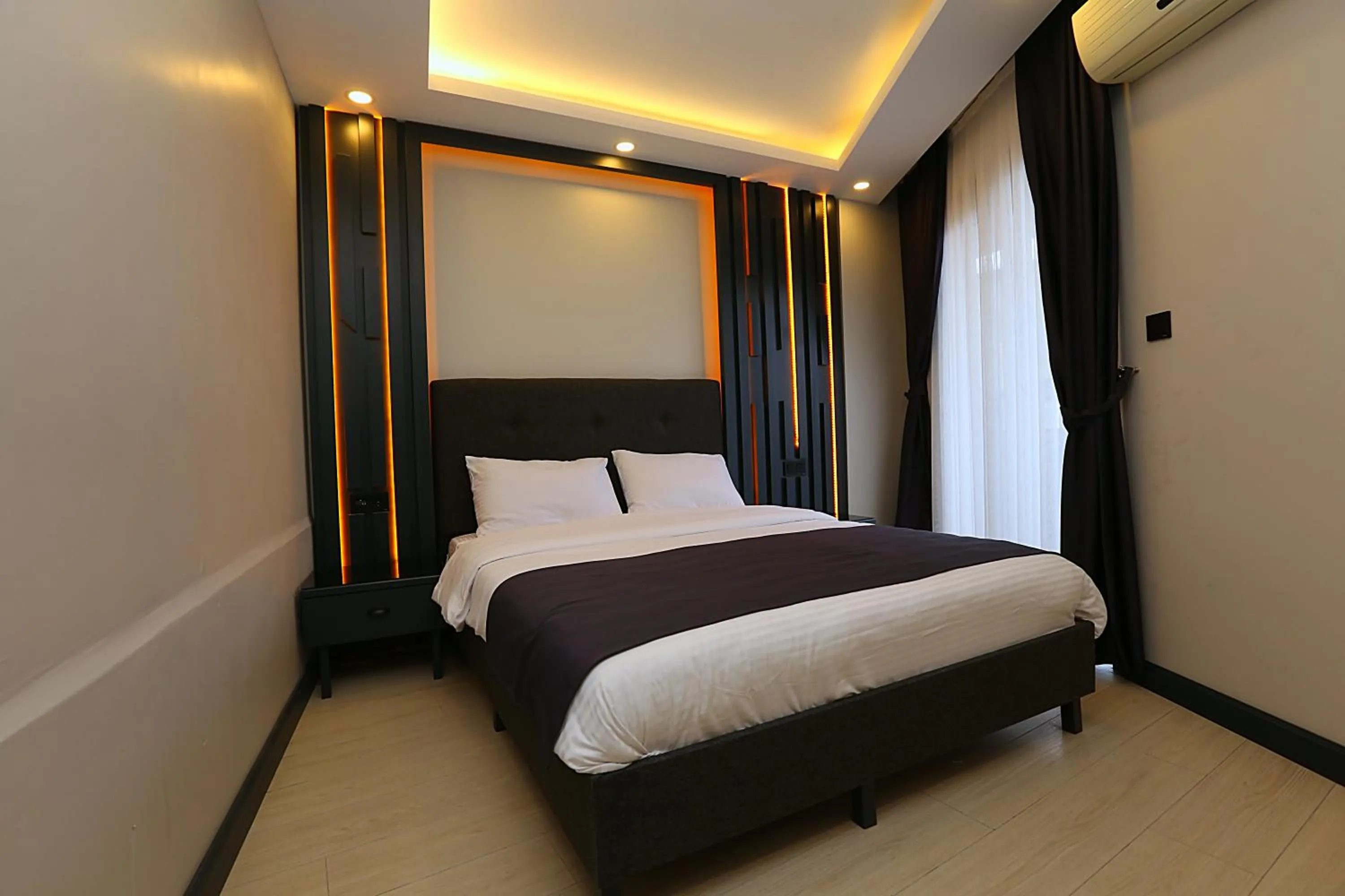 Bed in Galata King Suite Hotel