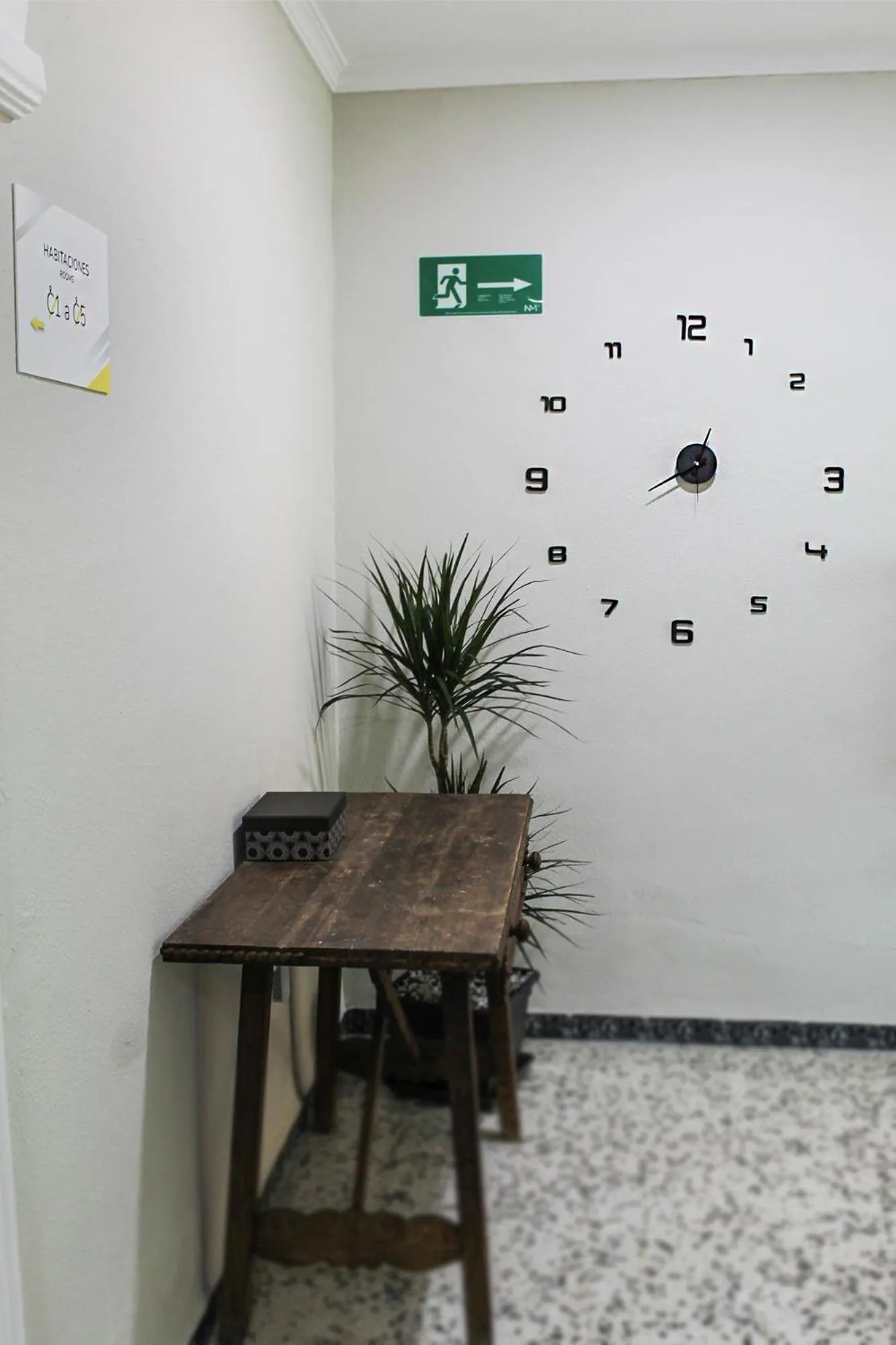 Area and facilities in Hotel Restaurante Vía Sevilla - Cádiz by MA 22 Puntos