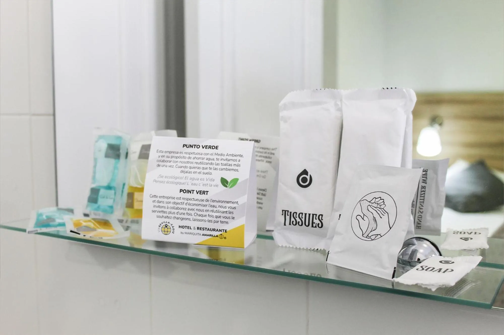 Bathroom in Hotel Restaurante Vía Sevilla - Cádiz by MA 22 Puntos