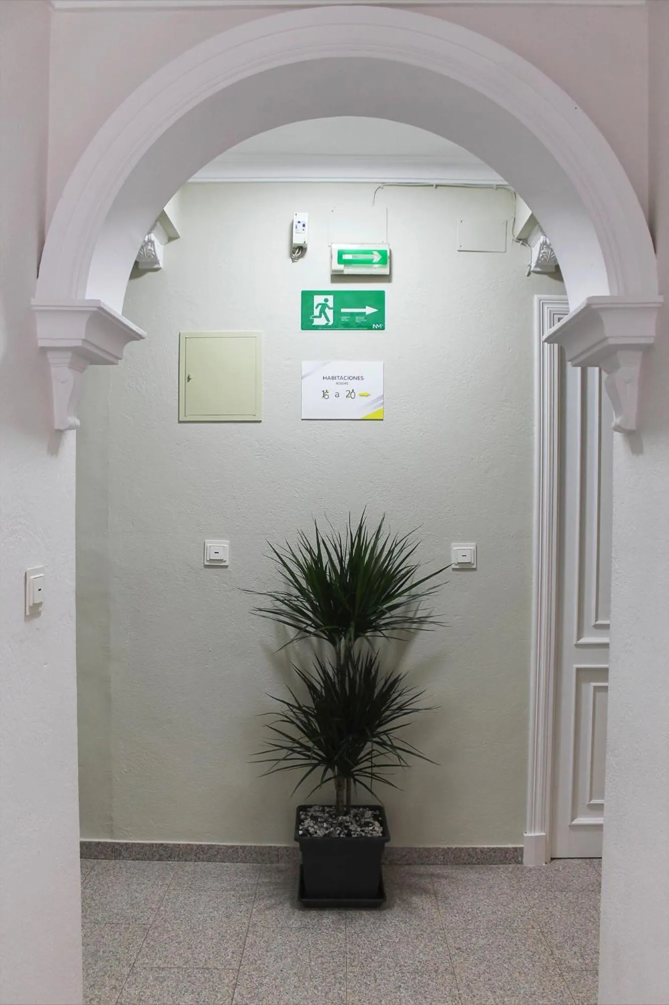 Area and facilities in Hotel Restaurante Vía Sevilla - Cádiz by MA 22 Puntos