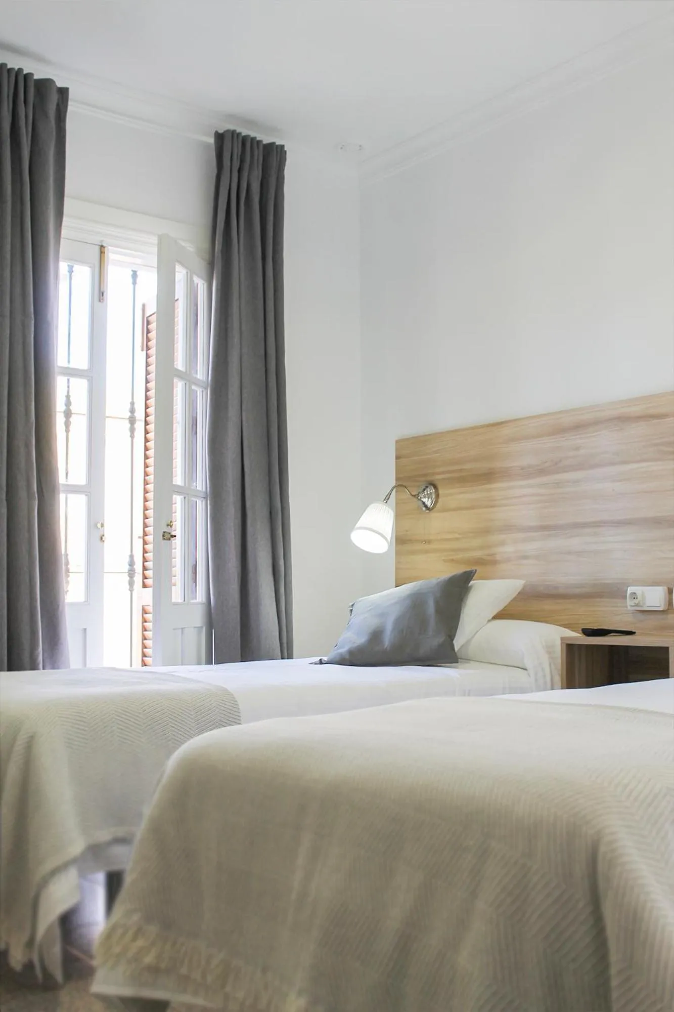 Photo of the whole room, Bed in Hotel Restaurante Vía Sevilla - Cádiz by MA 22 Puntos