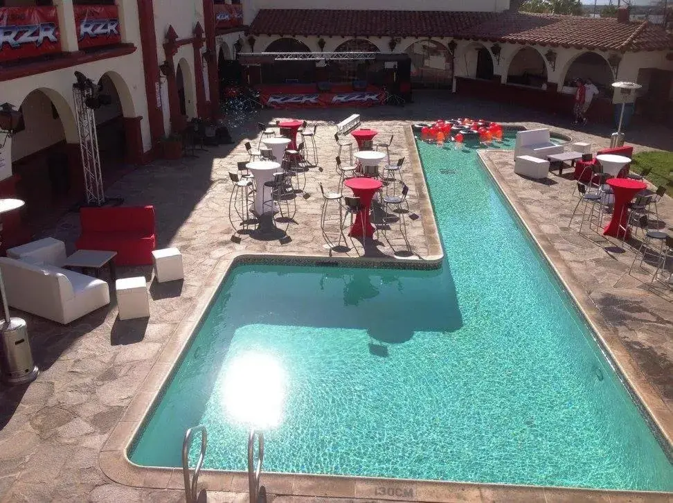 Swimming pool in MISION SANTA ISABEL Swimming pool in MISION SANTA ISABEL