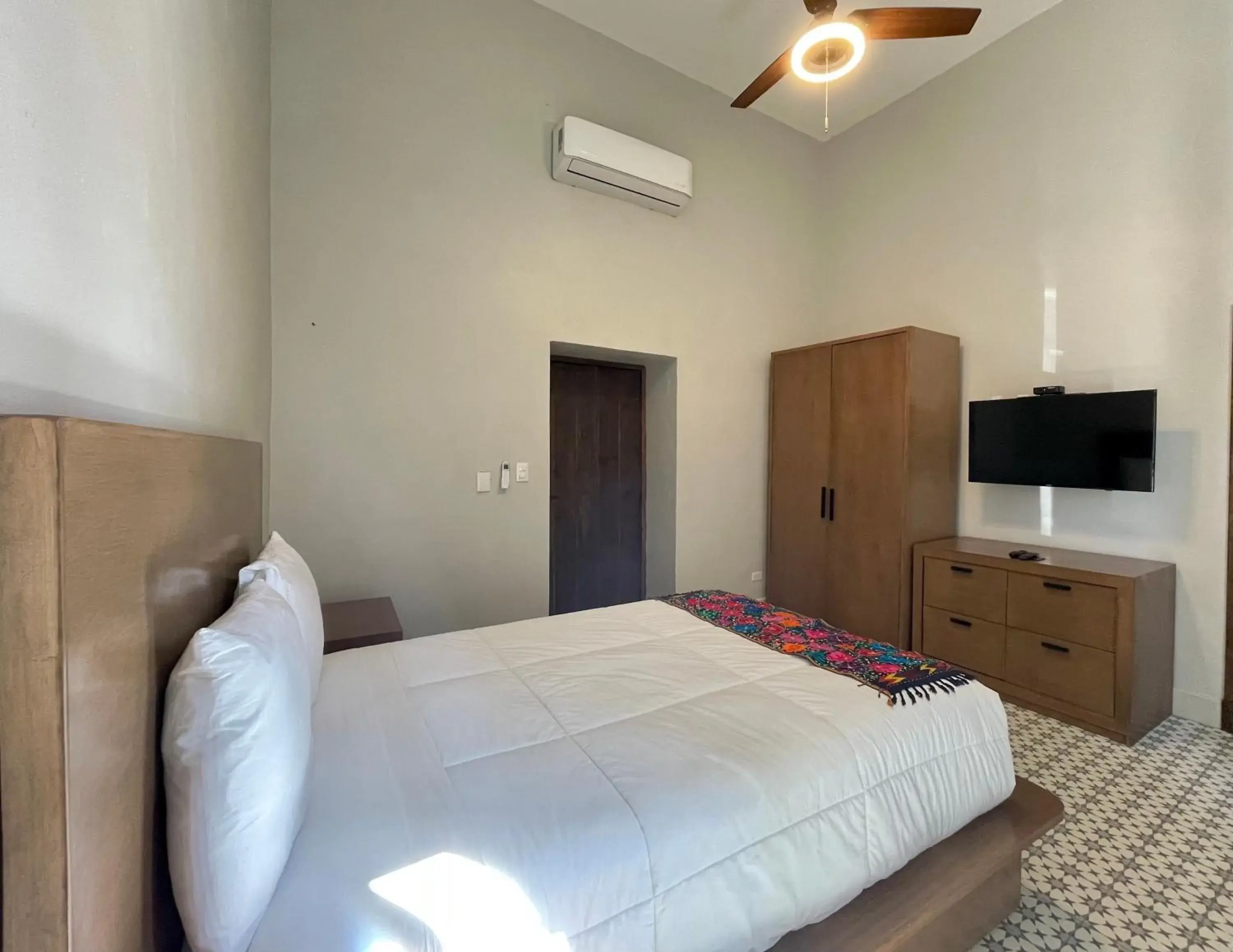 Double Room in Hotel Casa Nodin Double Room in Hotel Casa Nodin
