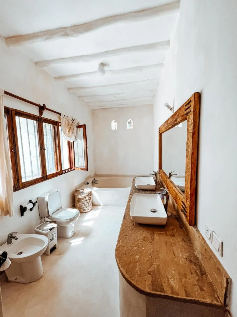 Bathroom in Met Beach Resort Malindi