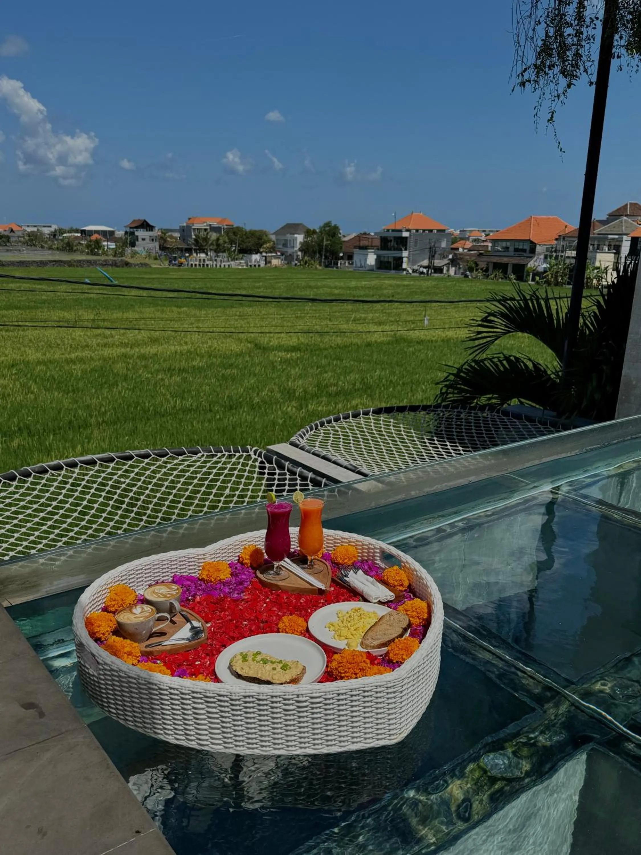 Restaurant/places to eat in Canggu Hype