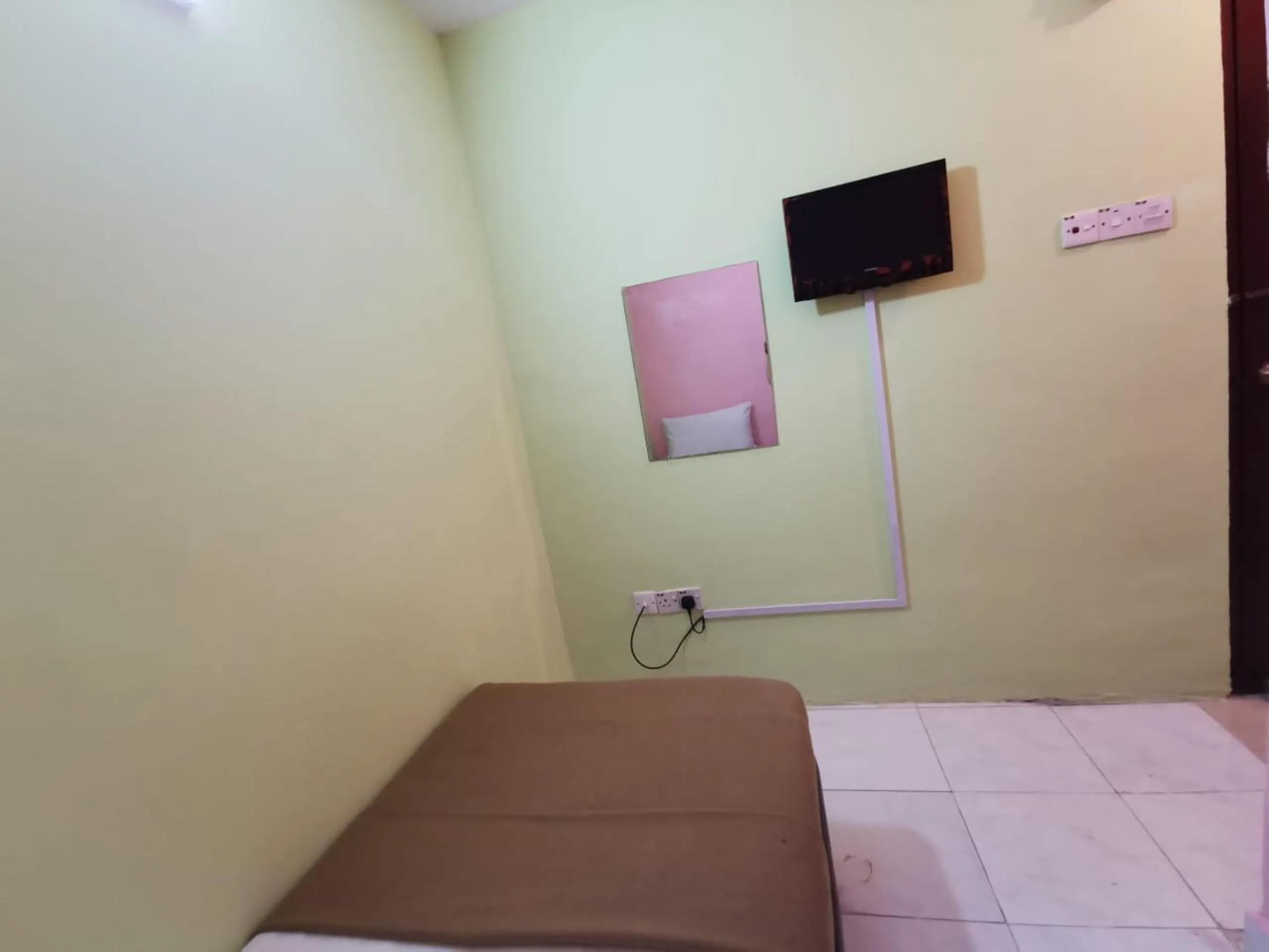 Bedroom, Bed in Hotel O My Seven Days Inn