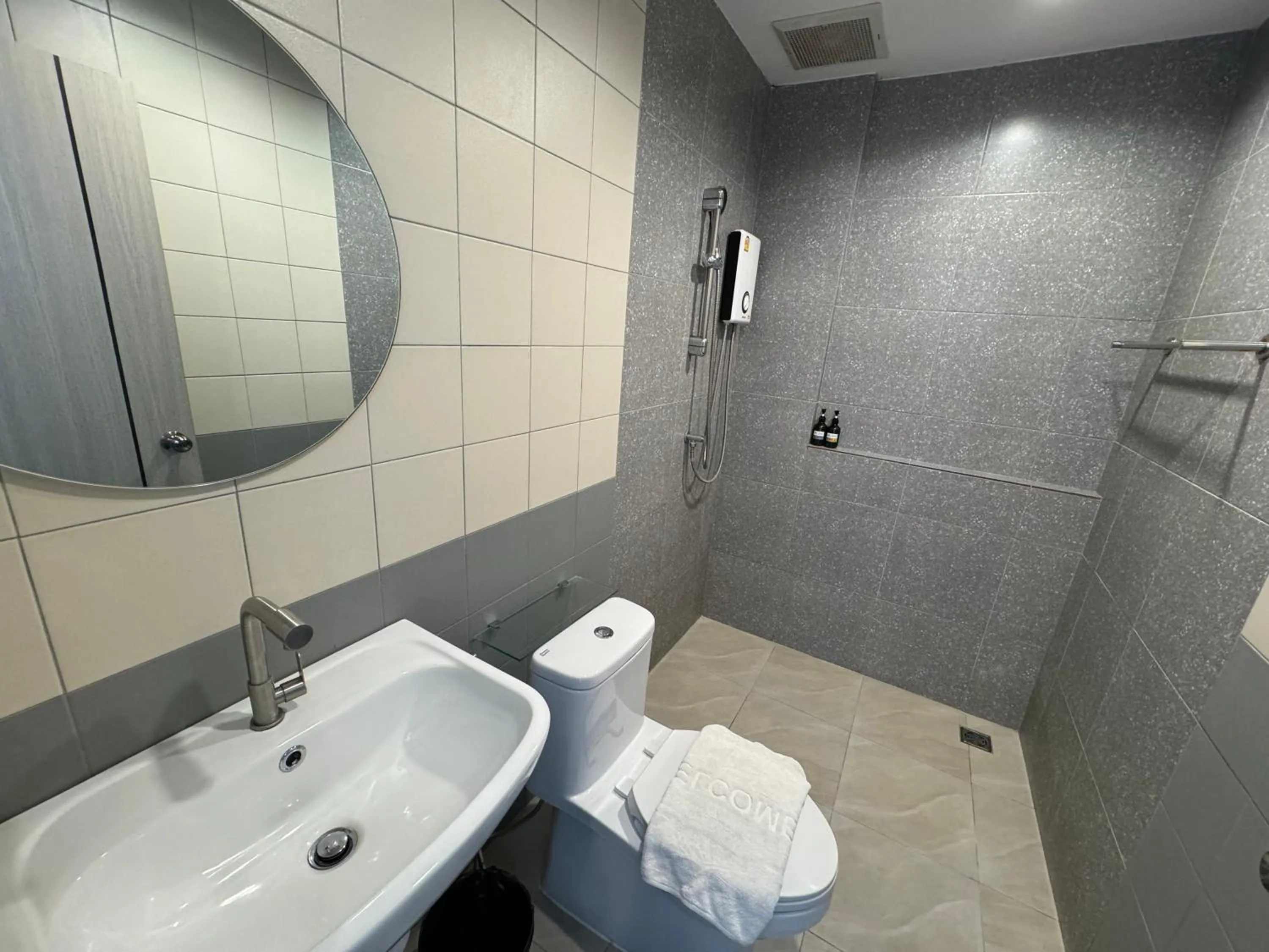 Shower in Luka House