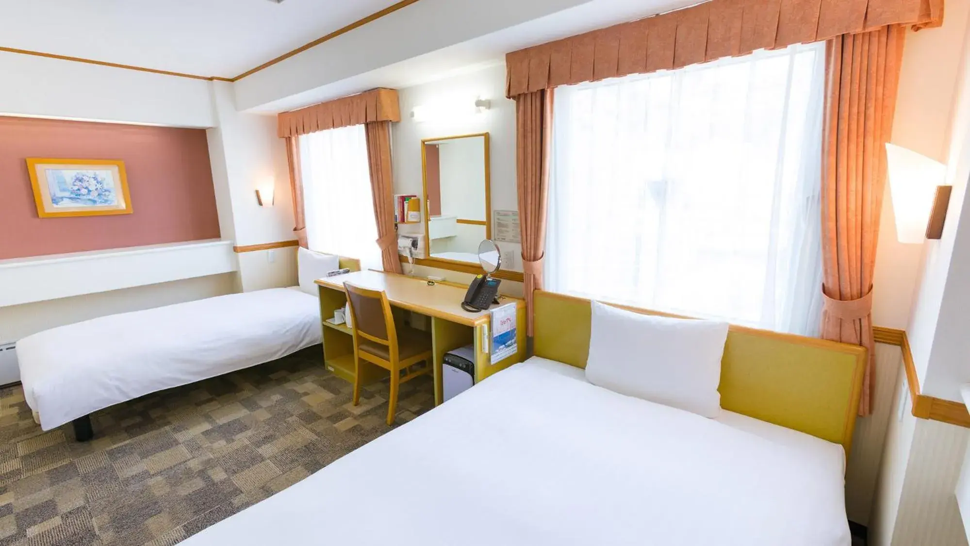 Bedroom, Bed in Toyoko Inn Aioi eki Shinkansen guchi Bedroom, Bed in Toyoko Inn Aioi eki Shinkansen guchi