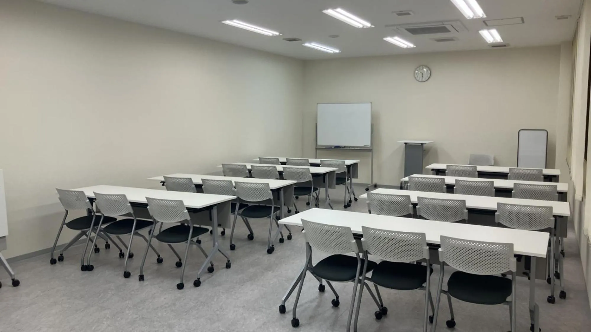 Meeting/conference room in Toyoko Inn JR Yokohama sen Sagamihara Ekimae