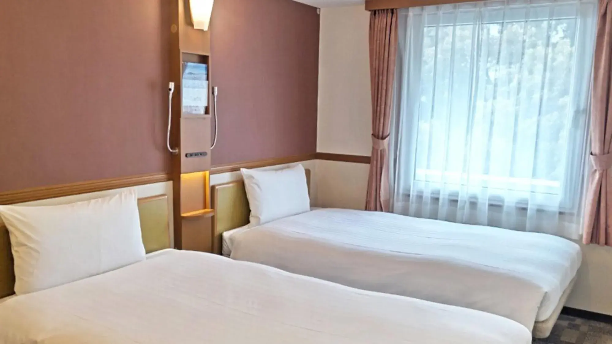 Bedroom, Bed in Toyoko Inn Atami Ekimae Bedroom, Bed in Toyoko Inn Atami Ekimae