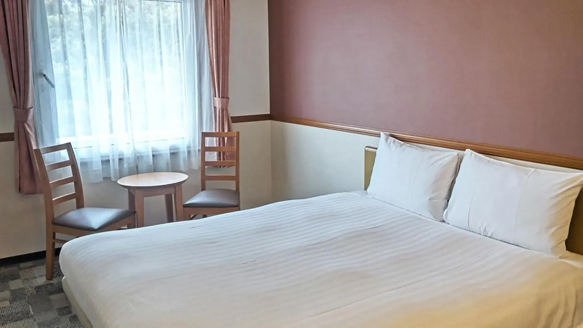 Bedroom, Bed in Toyoko Inn Atami Ekimae Bedroom, Bed in Toyoko Inn Atami Ekimae