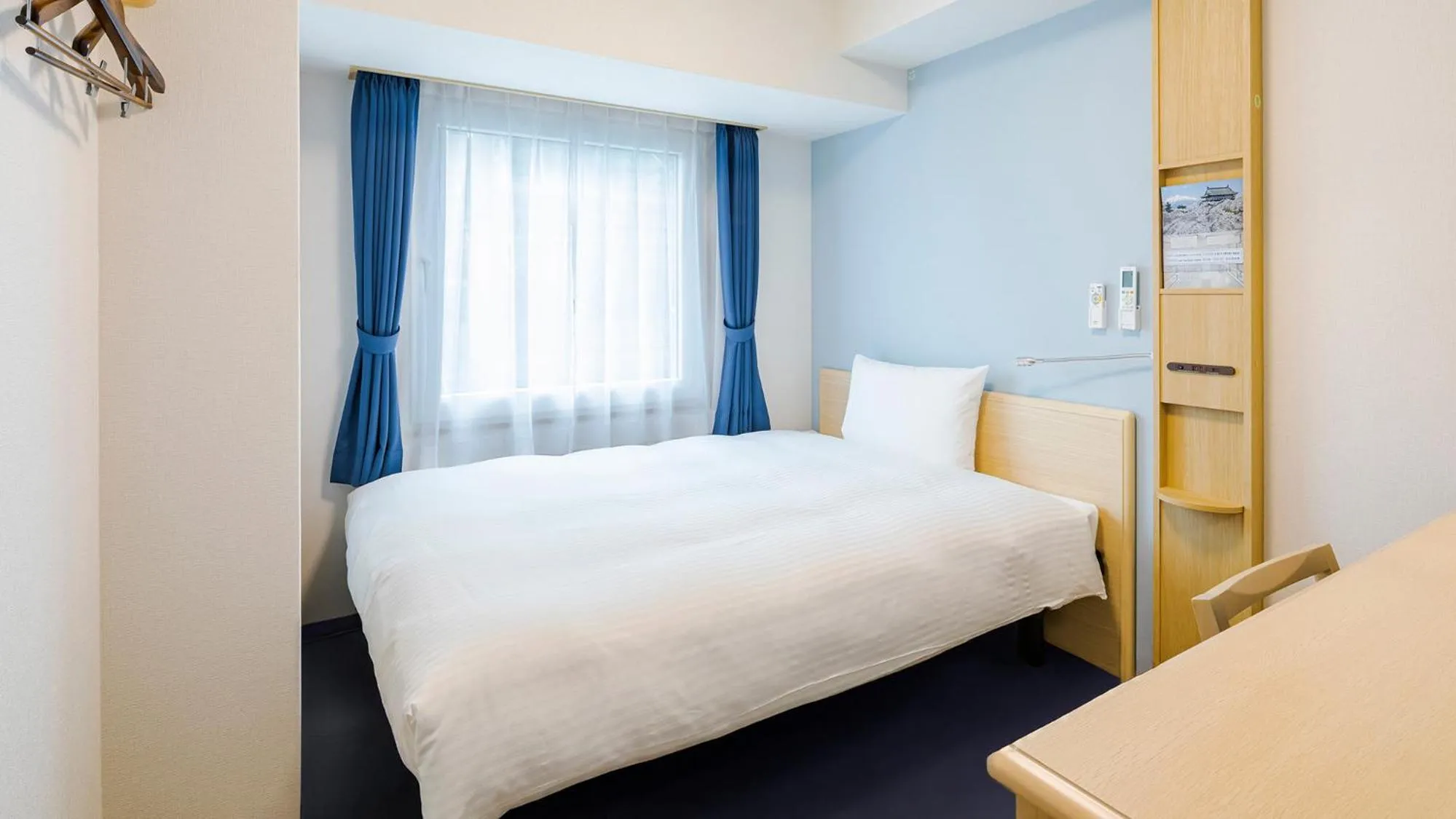 Bedroom, Bed in Toyoko Inn Kagoshima chuo eki Higashi guchi