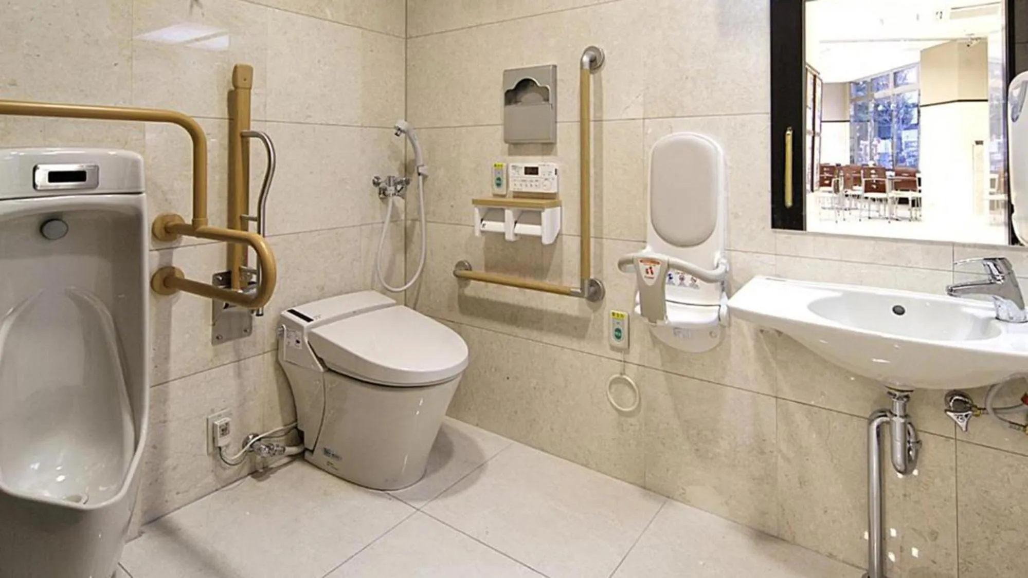 Bathroom in Toyoko Inn Shonan Hiratsuka eki Kita guchi No 1