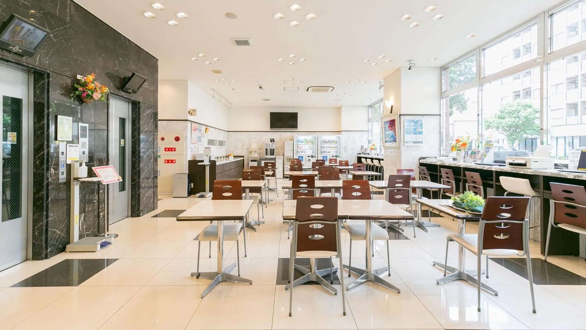 Lobby or reception in Toyoko Inn Kagoshima chuo eki Nishi guchi