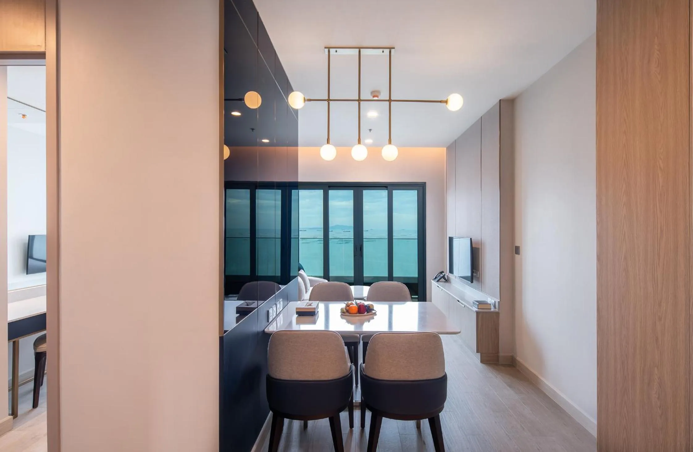 Living room in S Sriracha Hotel & Residence