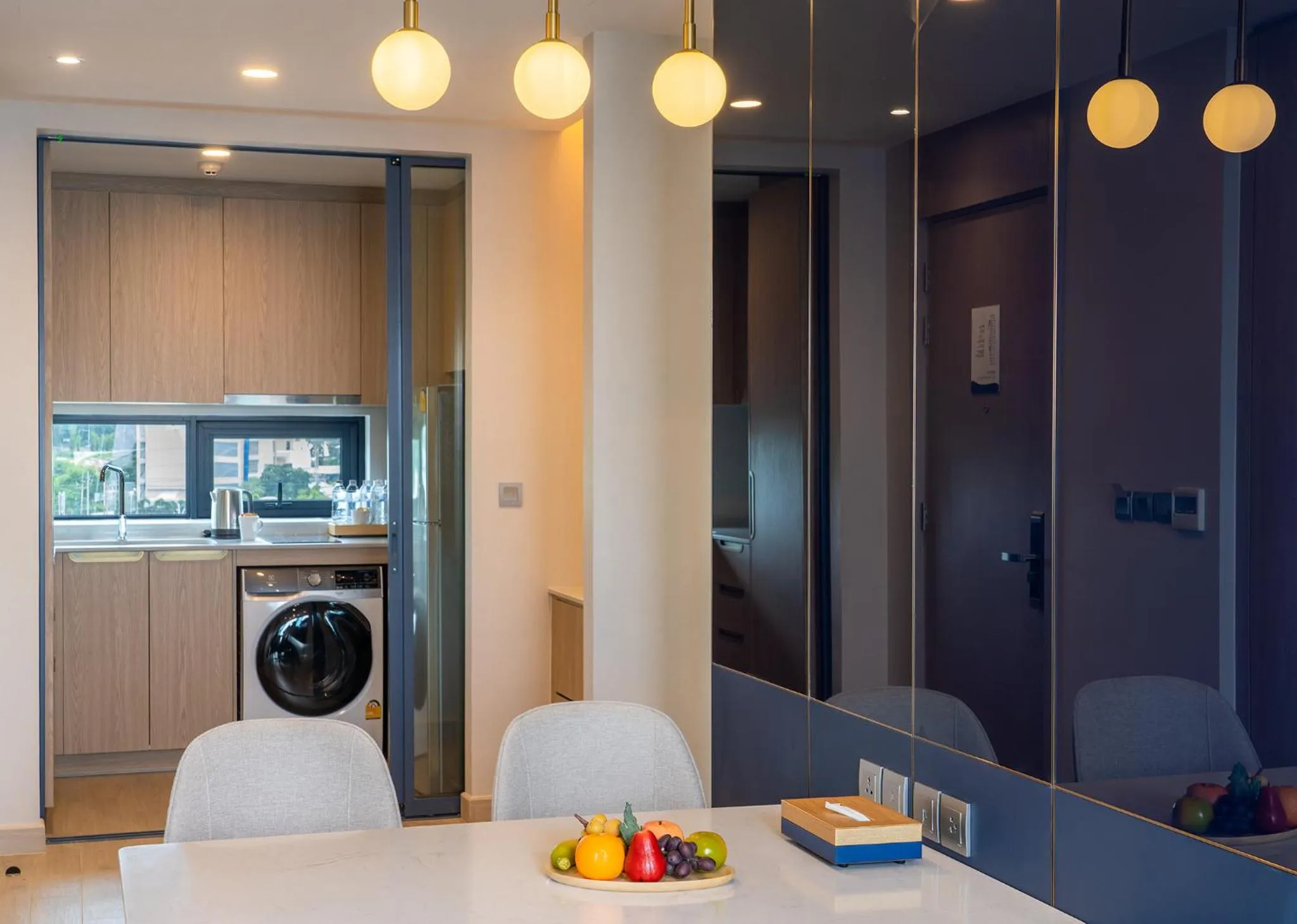 Kitchen or kitchenette in S Sriracha Hotel & Residence