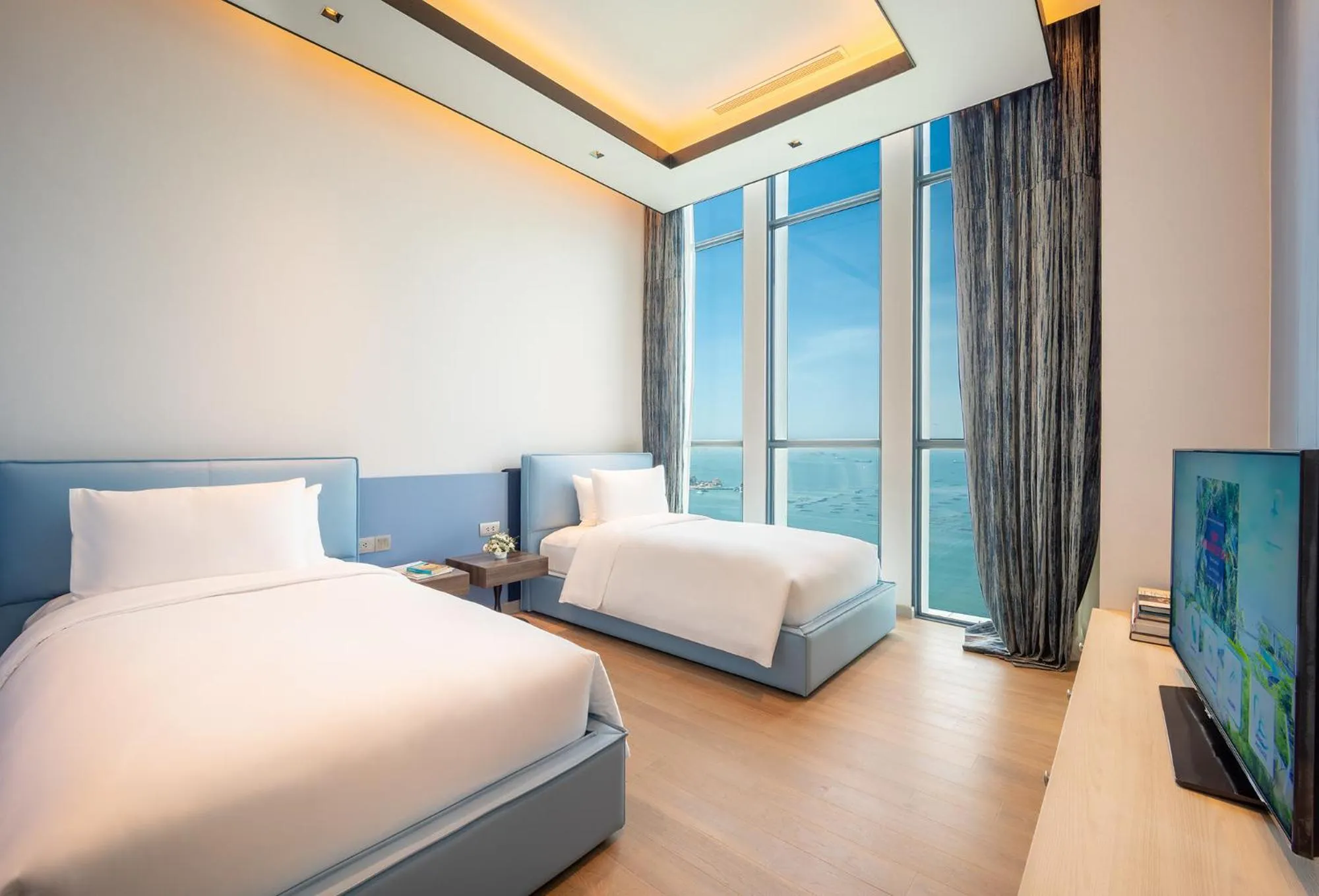 Bedroom, Bed in S Sriracha Hotel & Residence