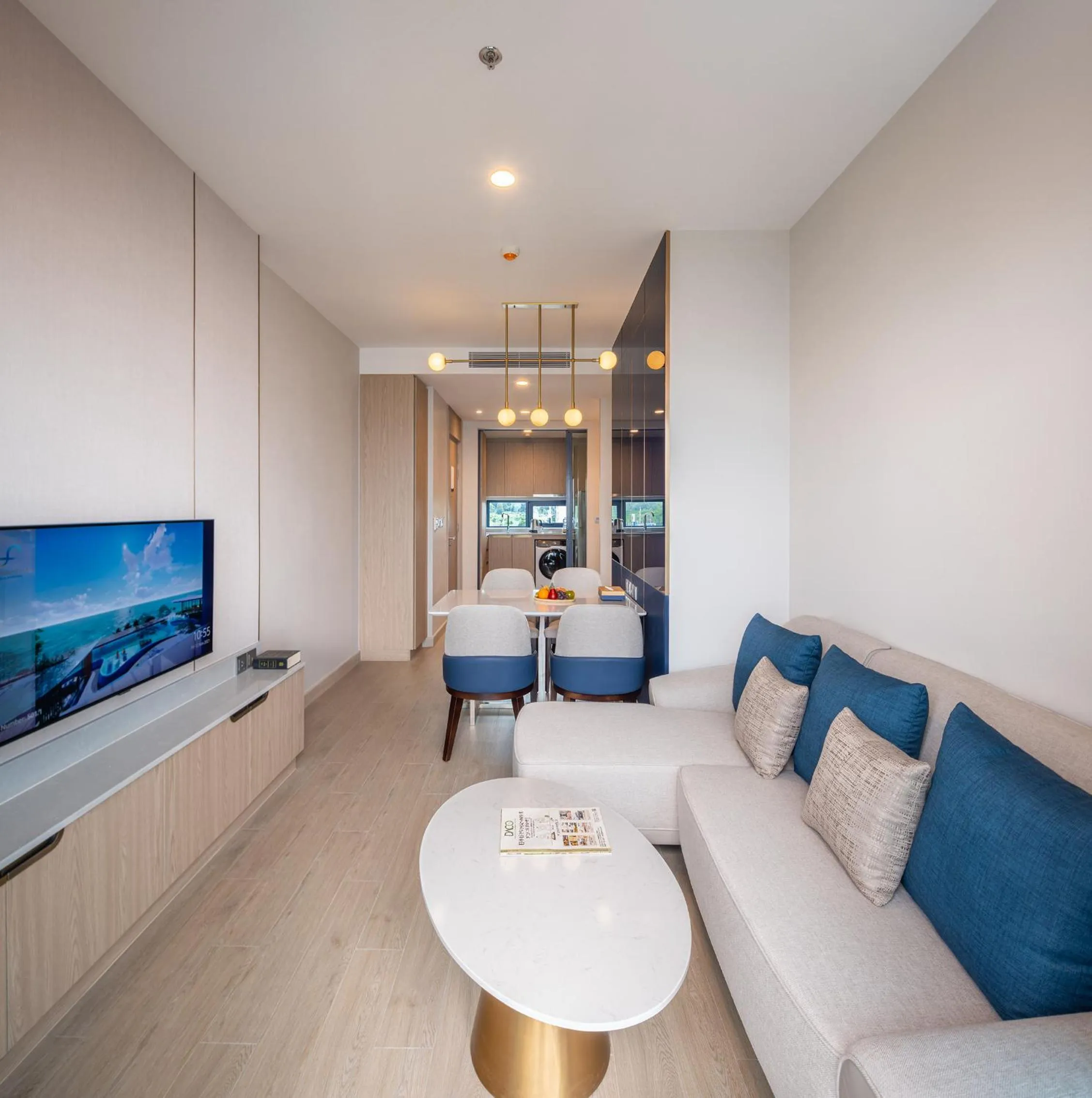 Living room in S Sriracha Hotel & Residence