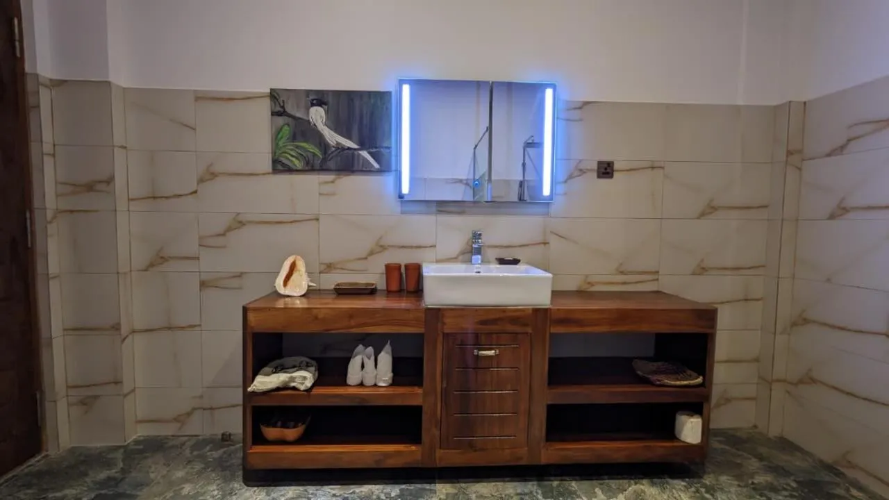 Lagoon gate Tangalle Resort