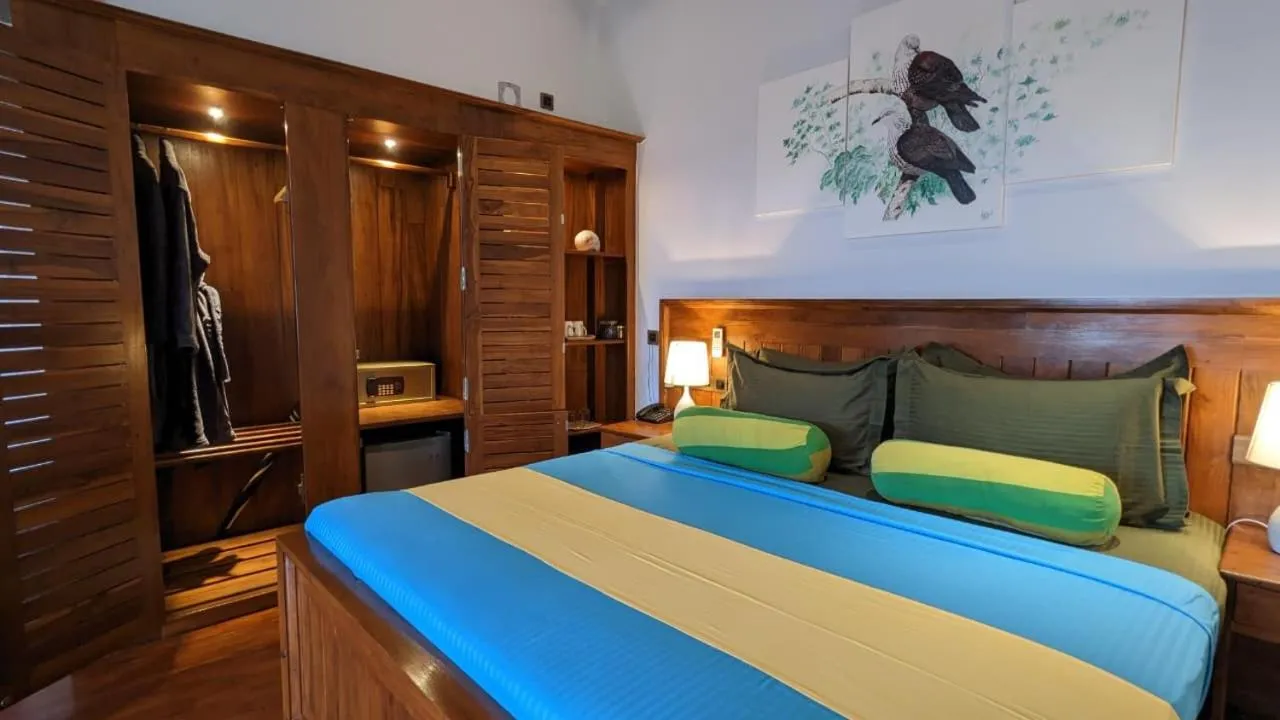 Bed in Lagoon gate Tangalle Resort