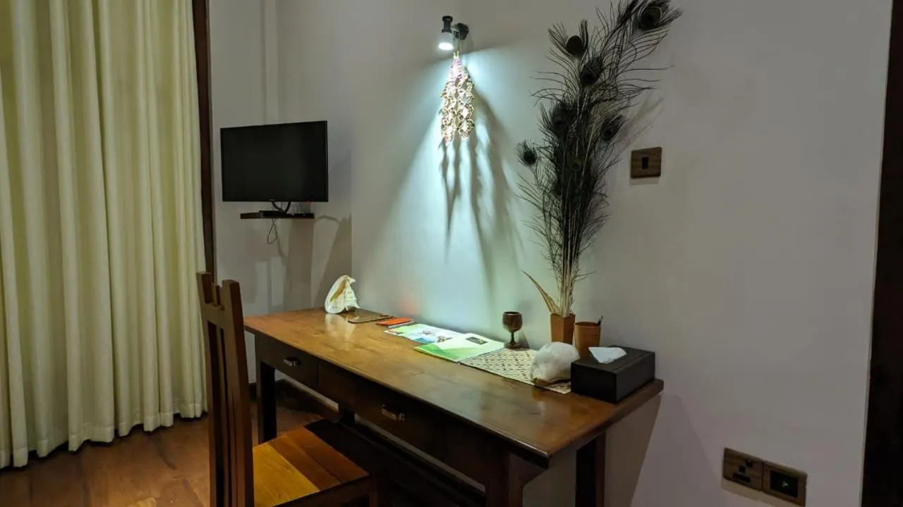 Lagoon gate Tangalle Resort