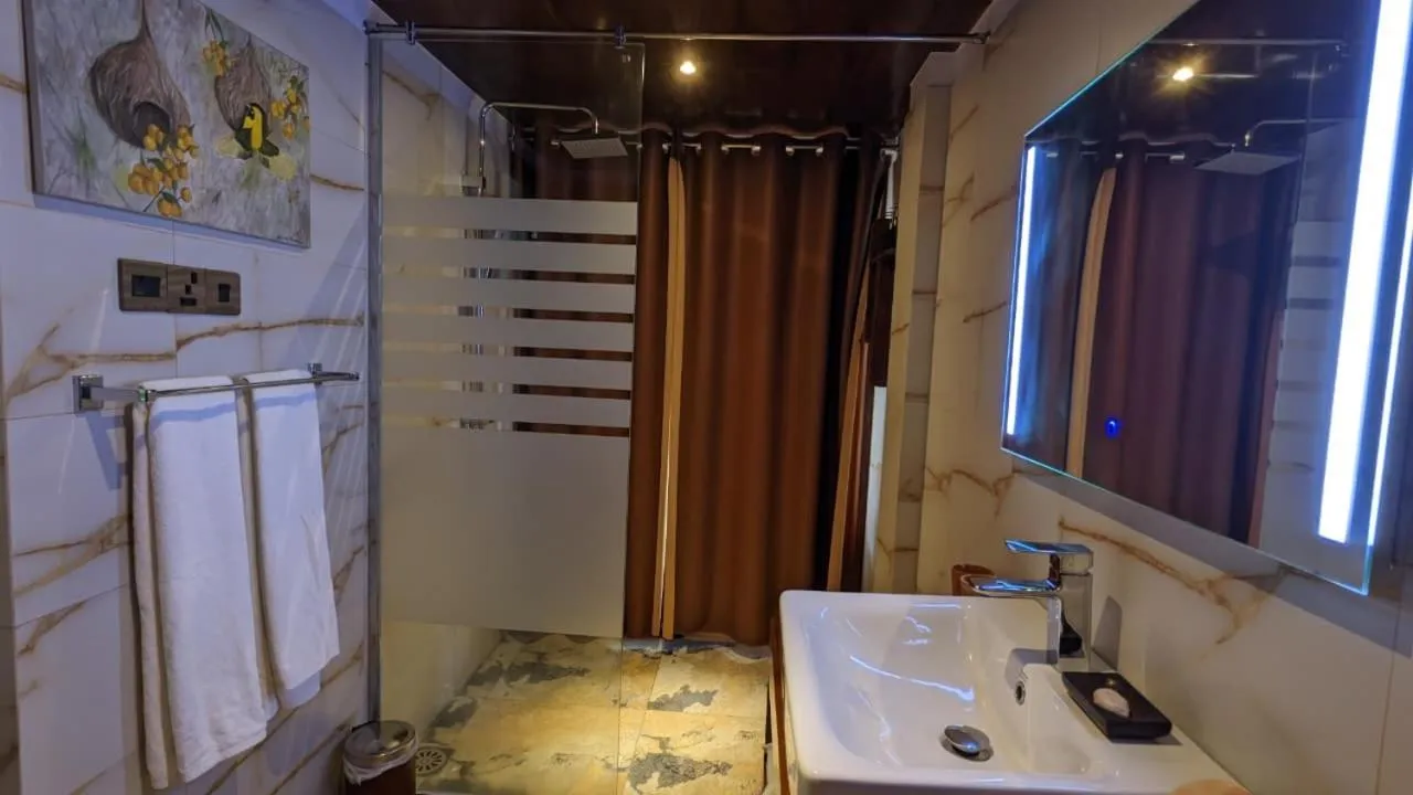 Lagoon gate Tangalle Resort