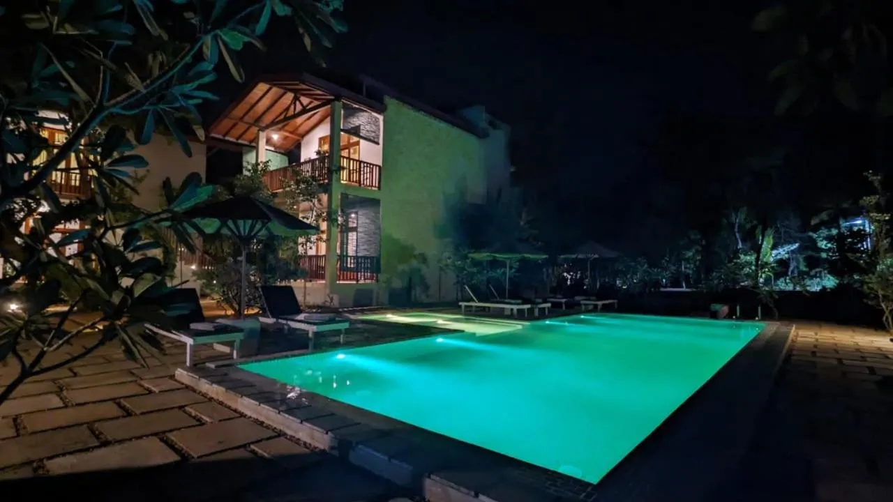 Lagoon gate Tangalle Resort