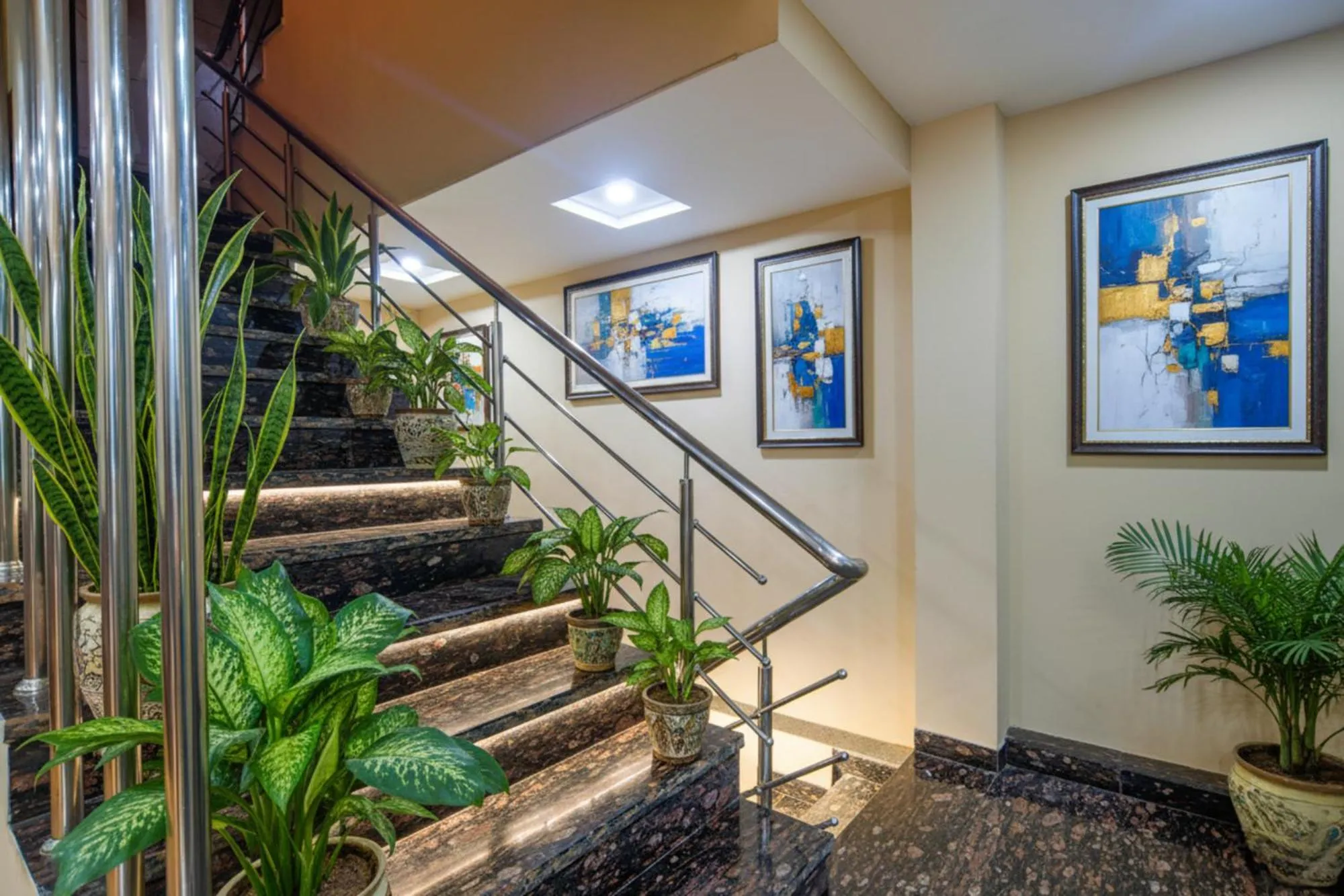 Lobby or reception in FabHotel Pishori