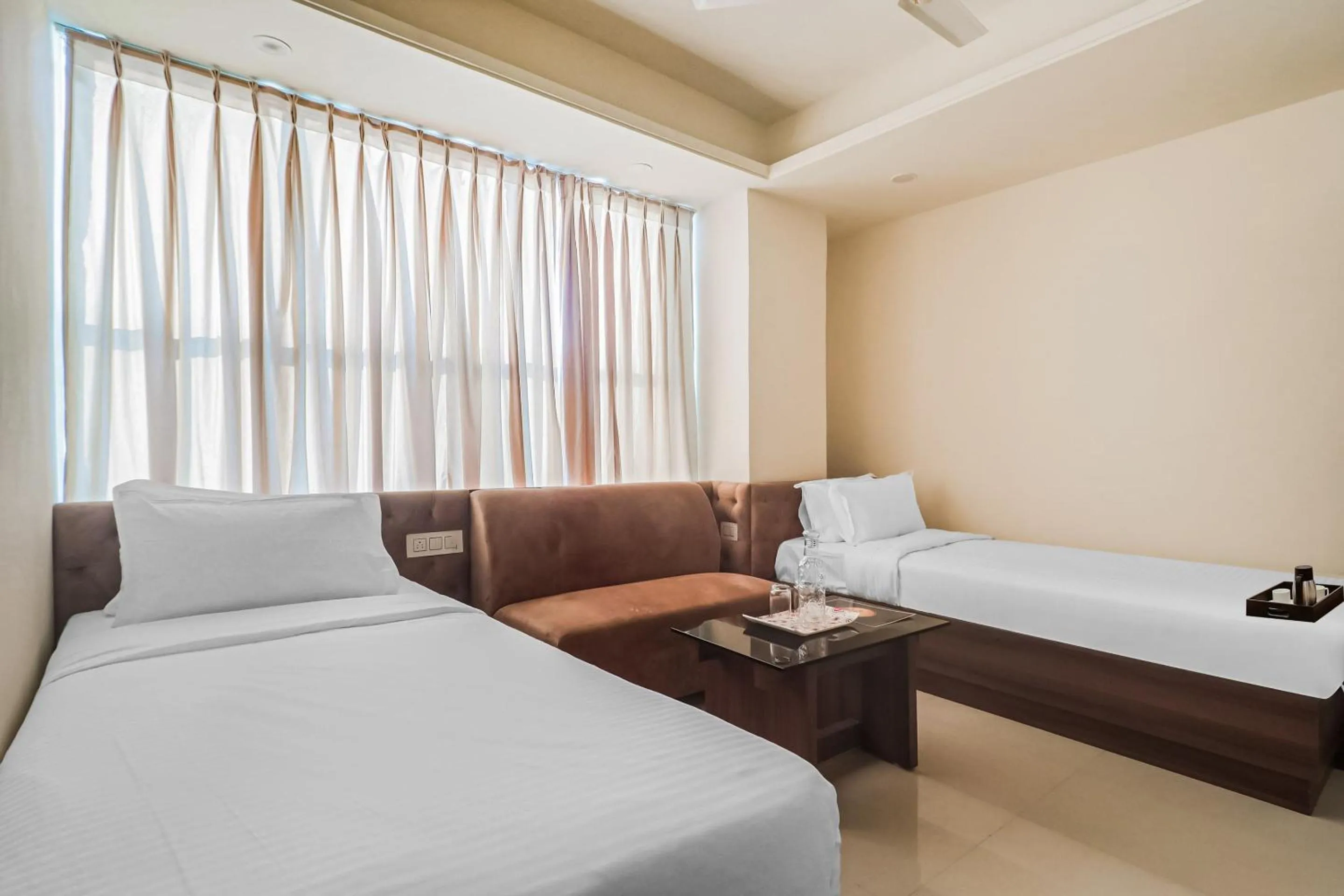 Bedroom, Bed in Super Townhouse Marina