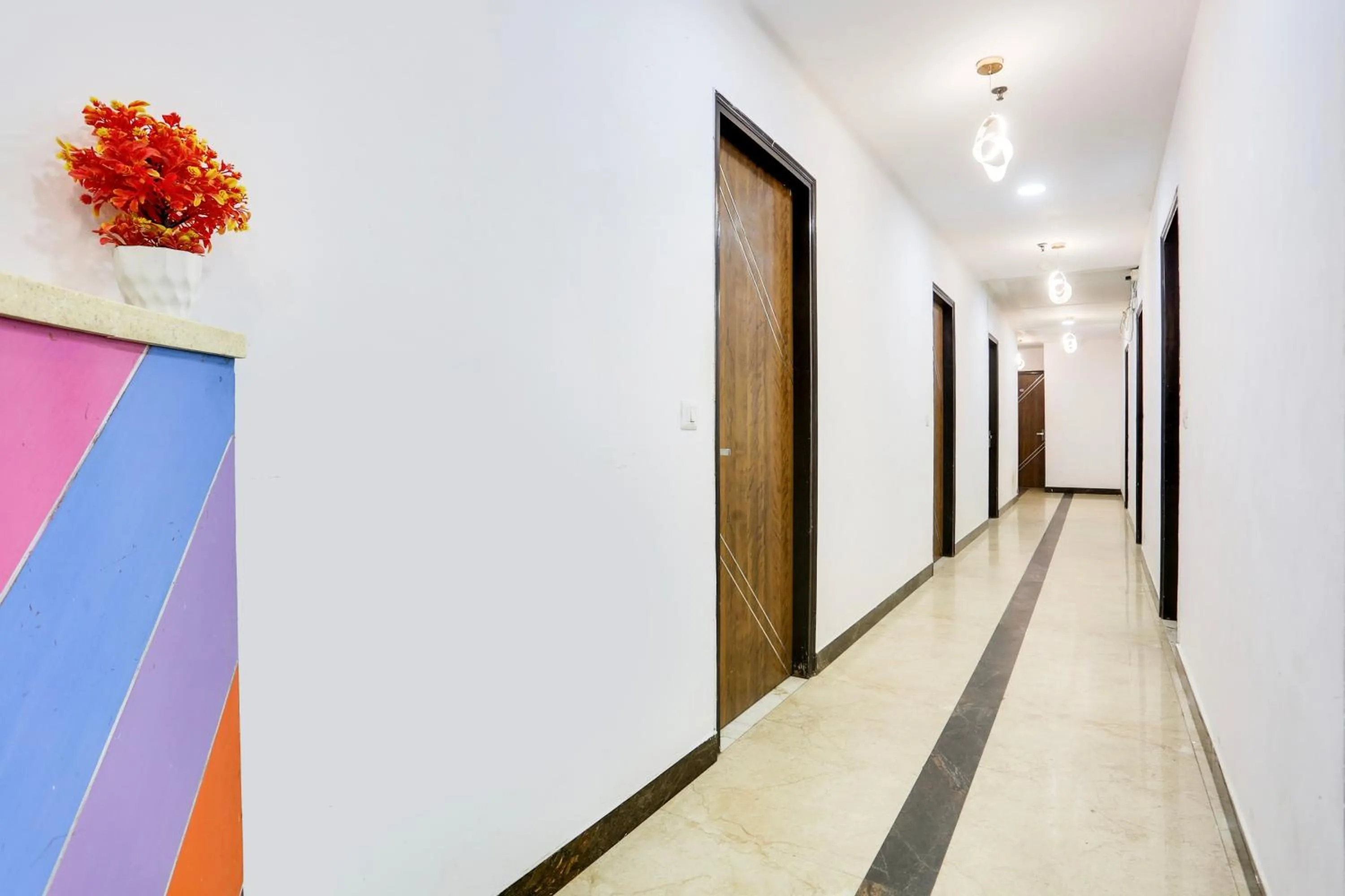 Lobby or reception in Collection O Golden Key Near TDI Mall