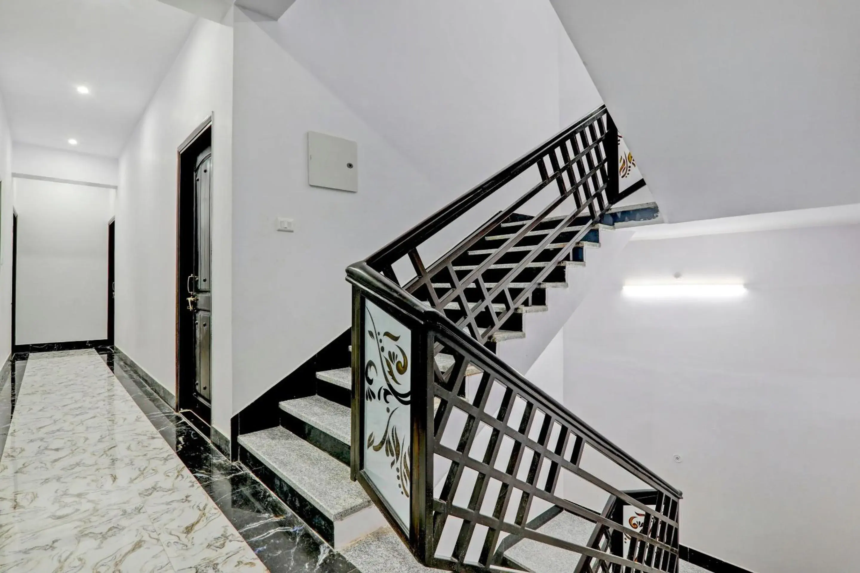 Lobby or reception in Hotel O The Lemongrass Lobby or reception in Hotel O The Lemongrass