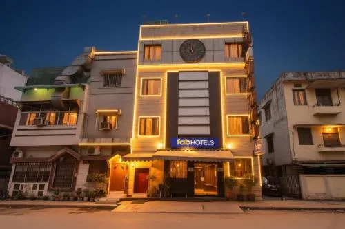 FabHotel Yug Villa